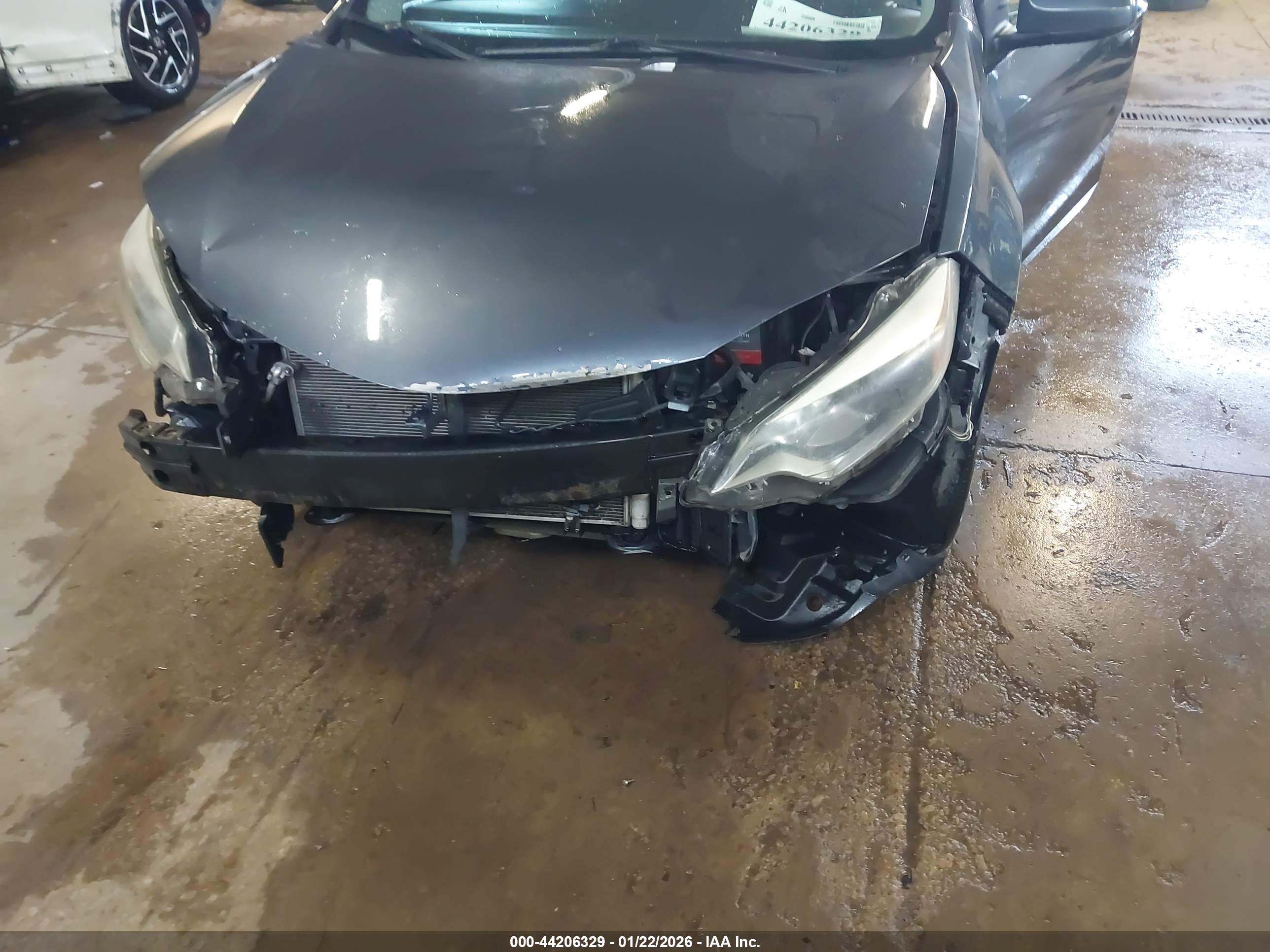 TOYOTA COROLLA image 6