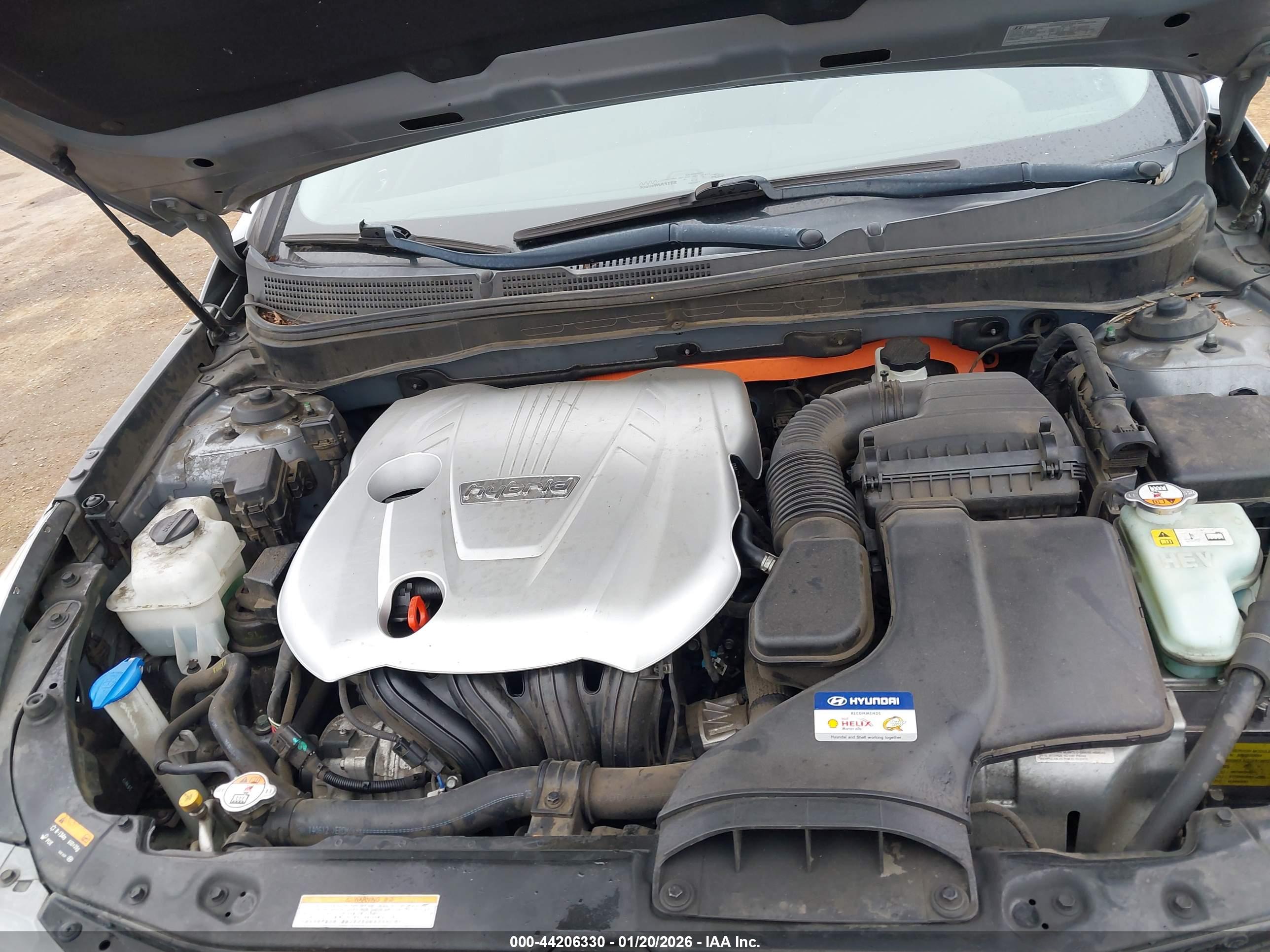 HYUNDAI SONATA image 10