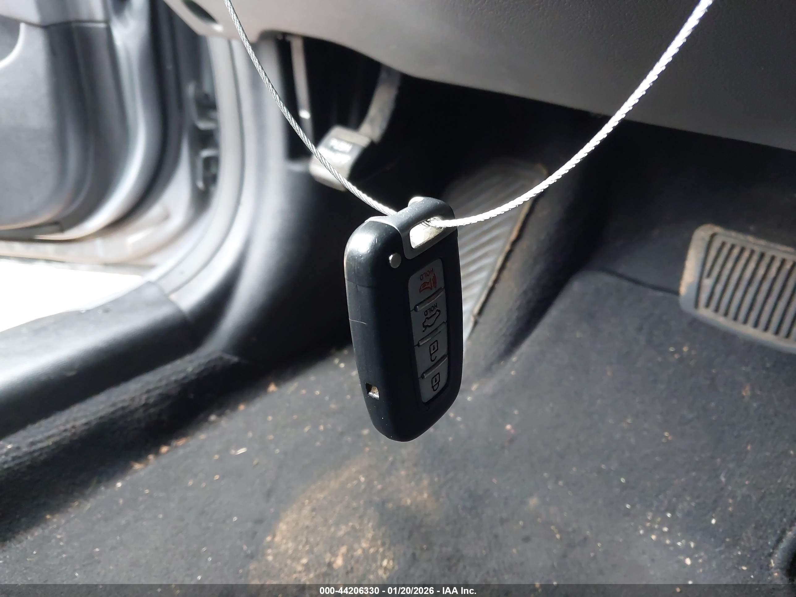 HYUNDAI SONATA image 11