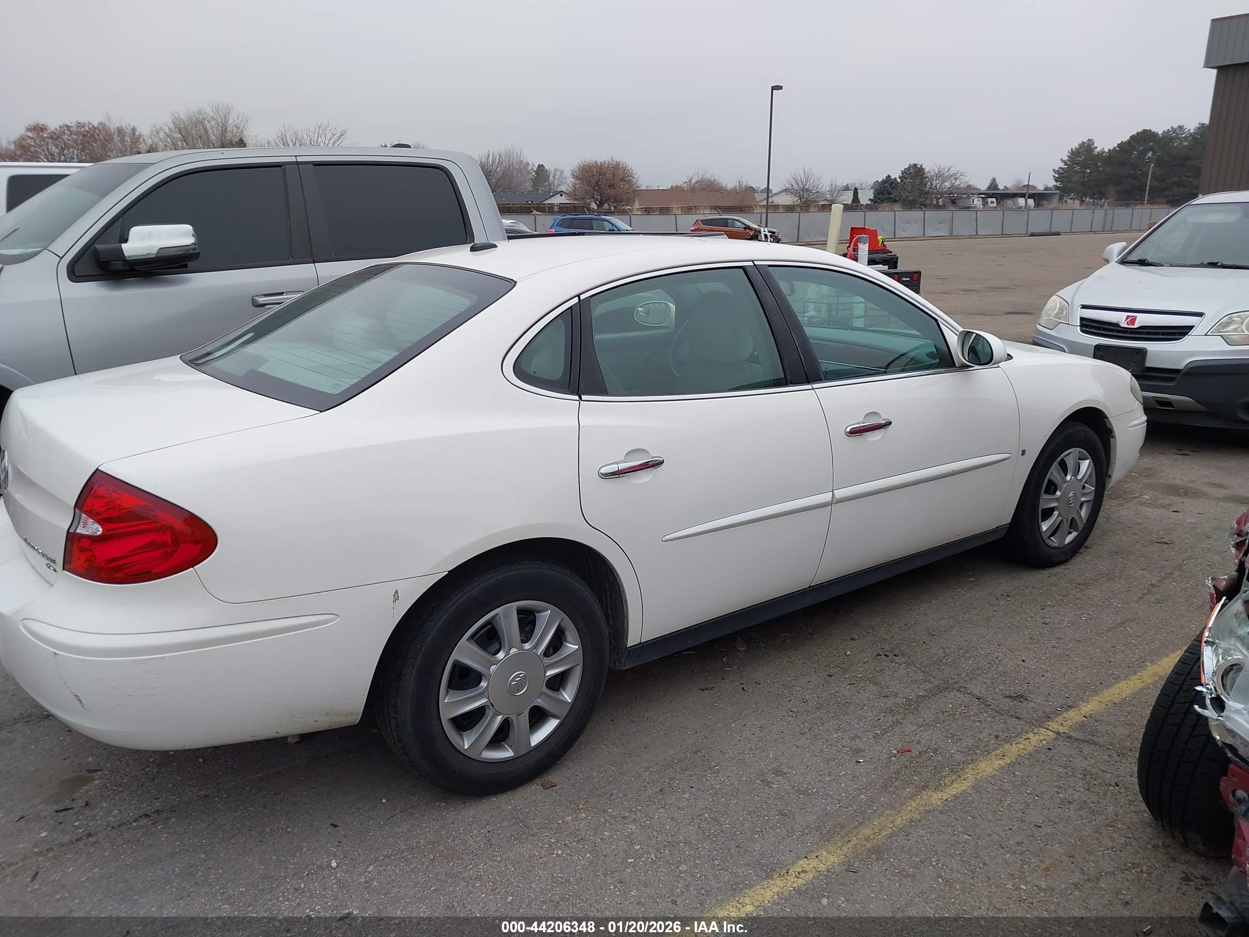 BUICK LACROSSE image 4