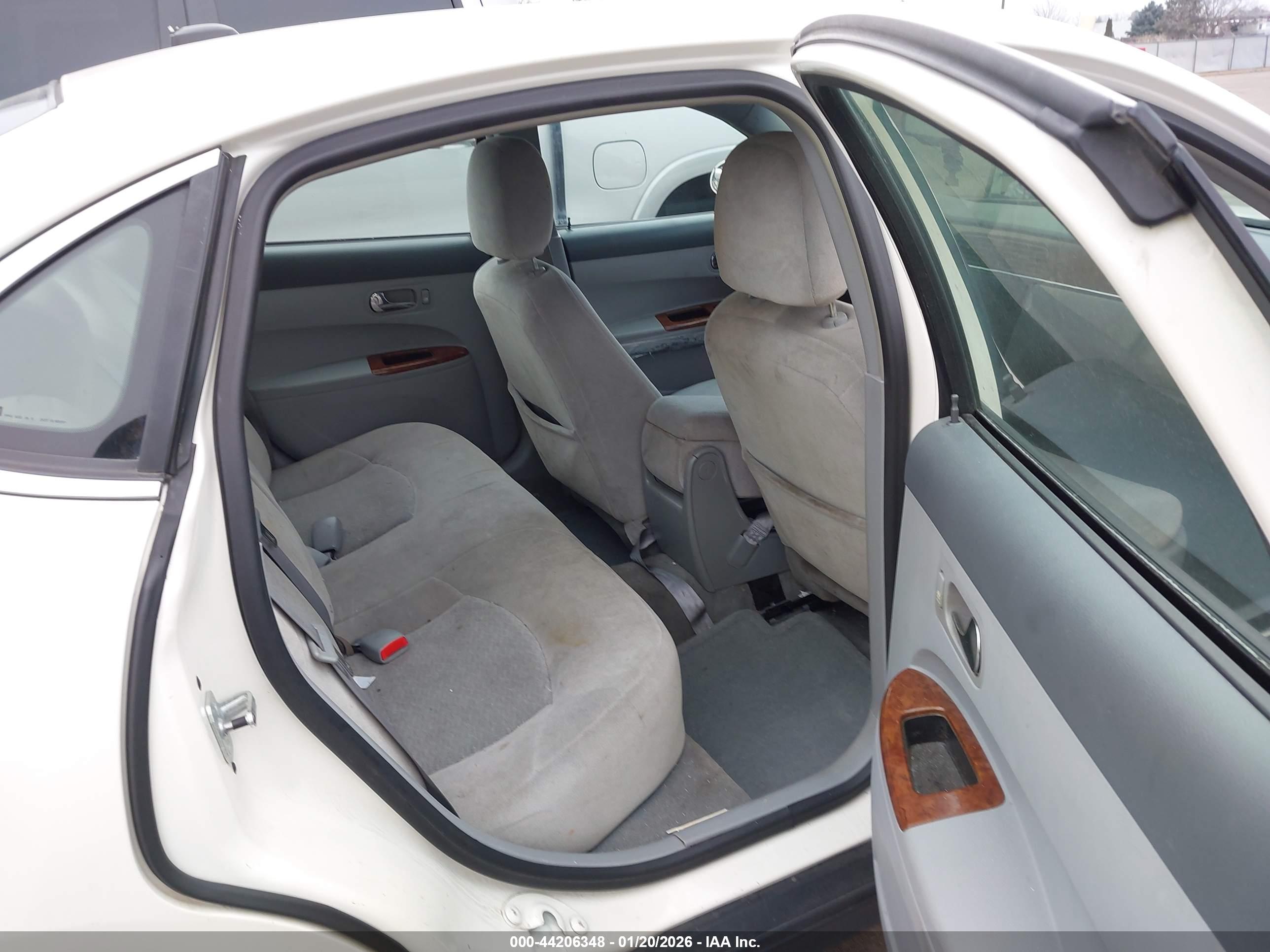 BUICK LACROSSE image 8