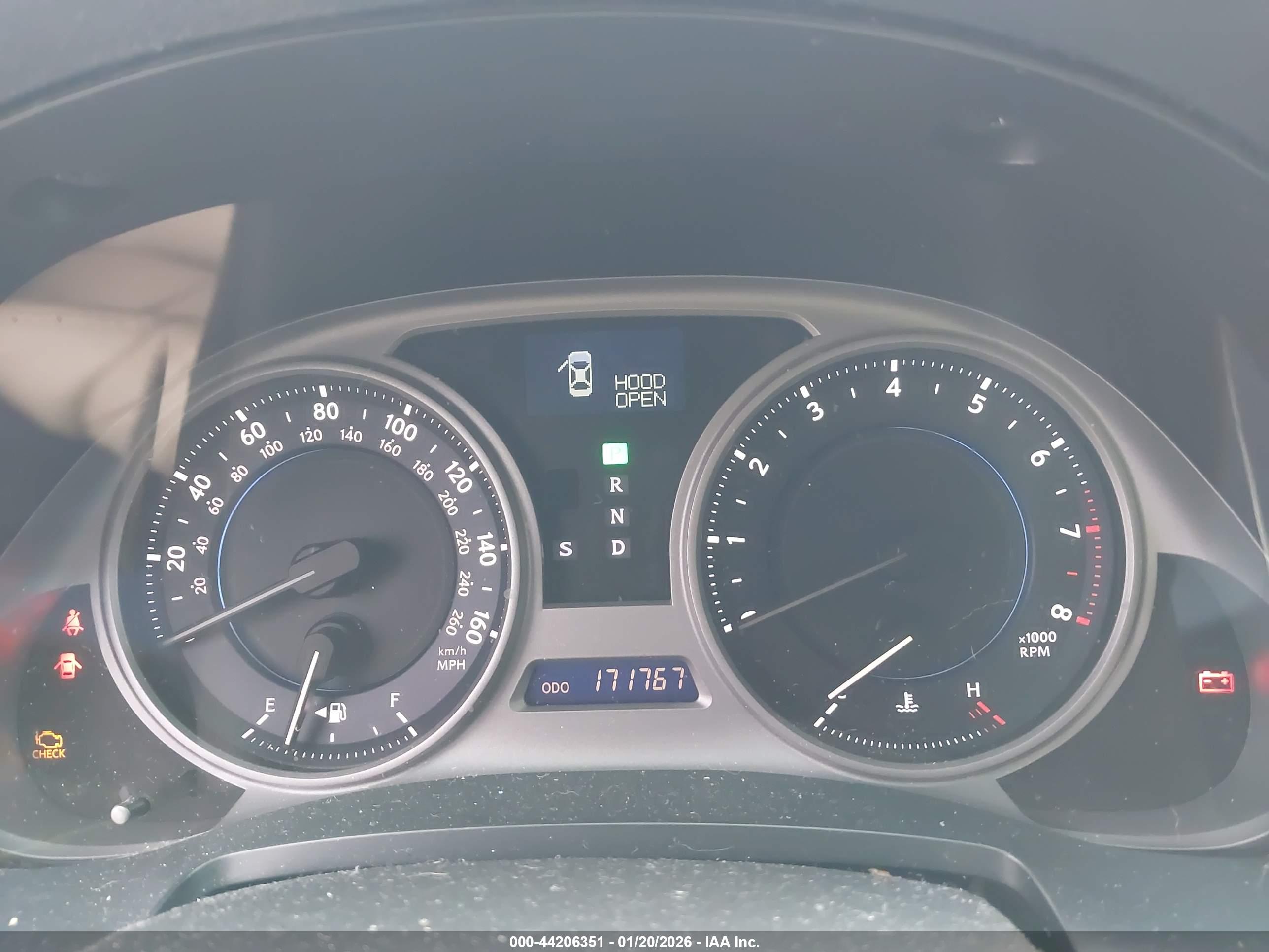 LEXUS IS image 7