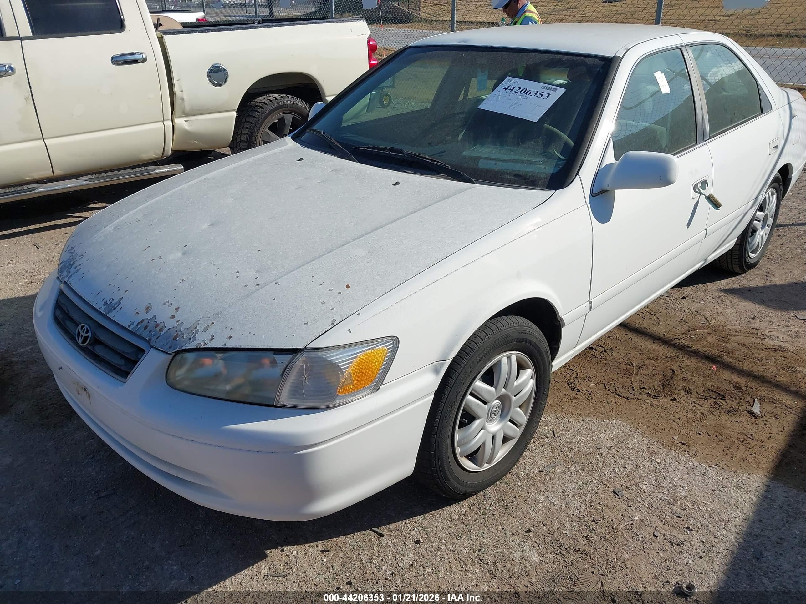 TOYOTA CAMRY image 6