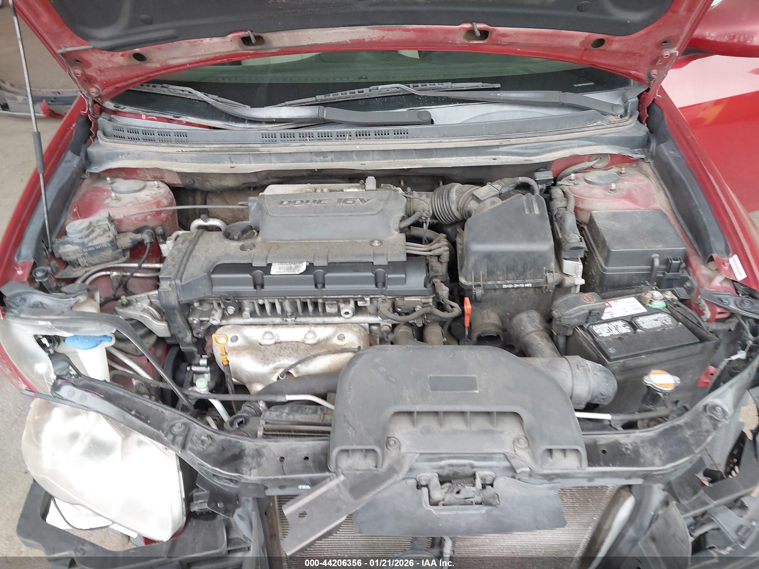 HYUNDAI ELANTRA image 10