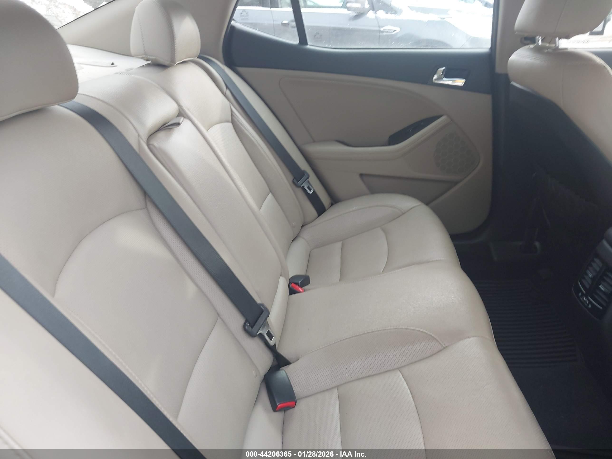 KIA OPTIMA image 8