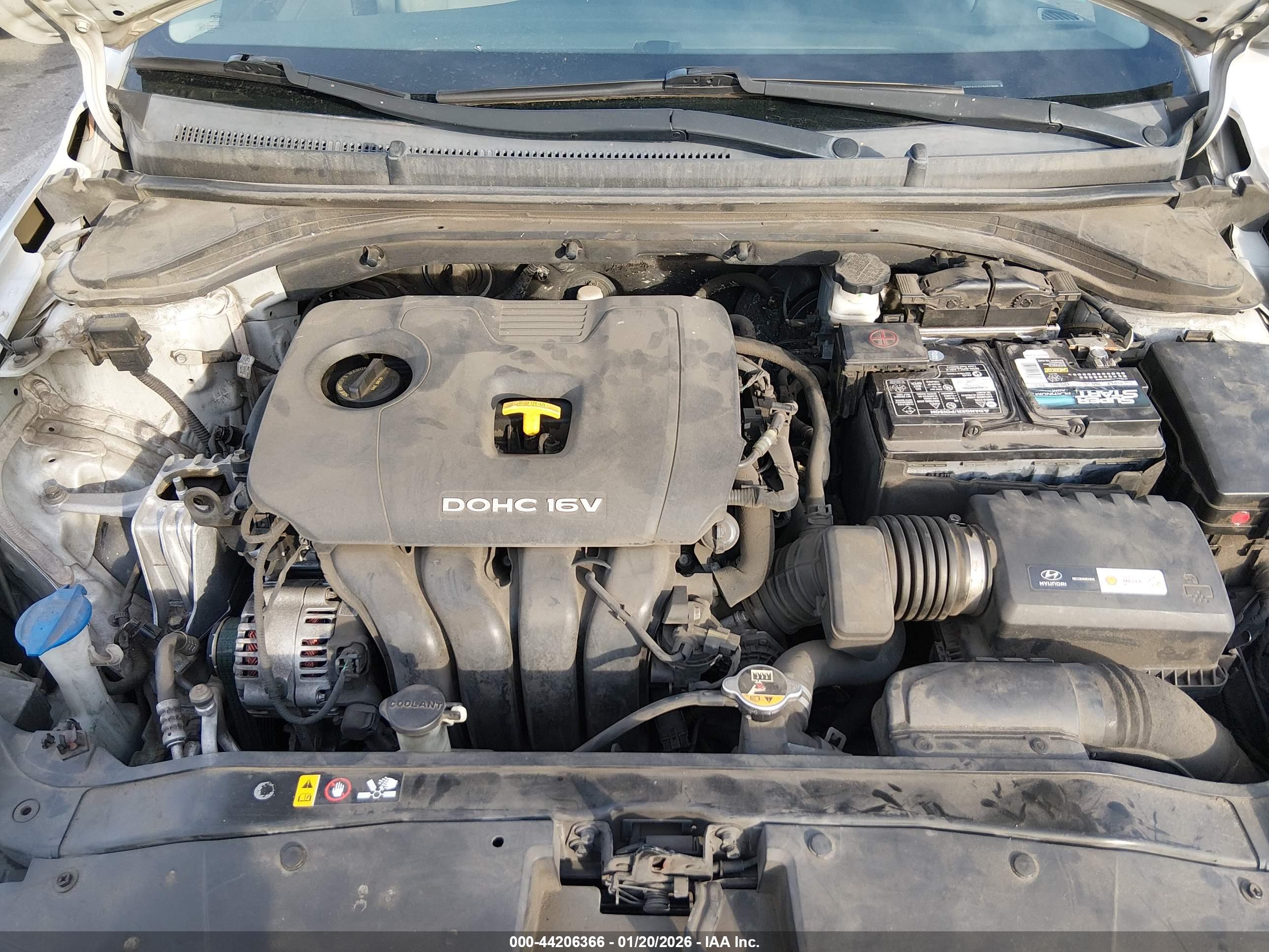 HYUNDAI ELANTRA image 10