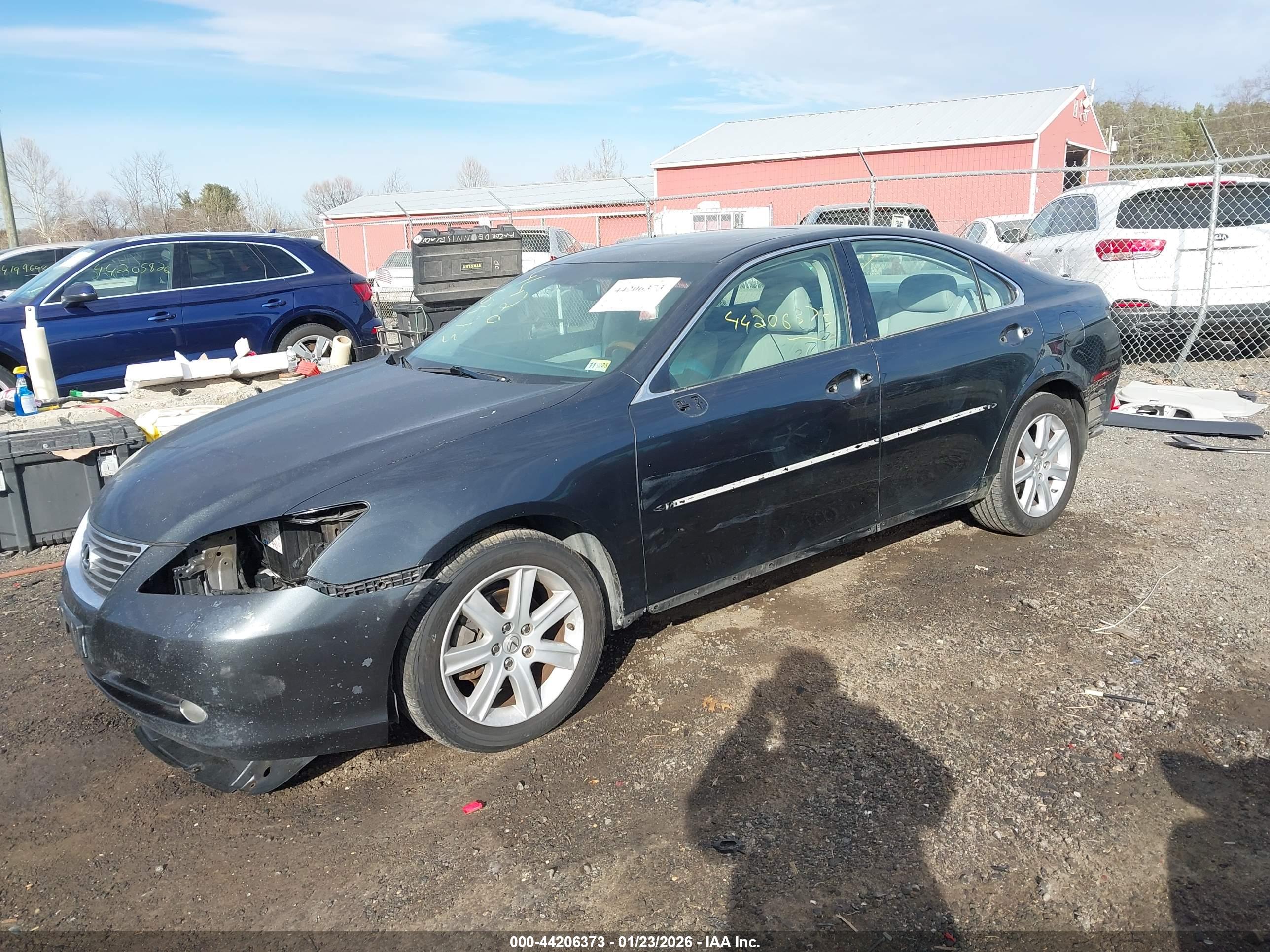 LEXUS ES image 2