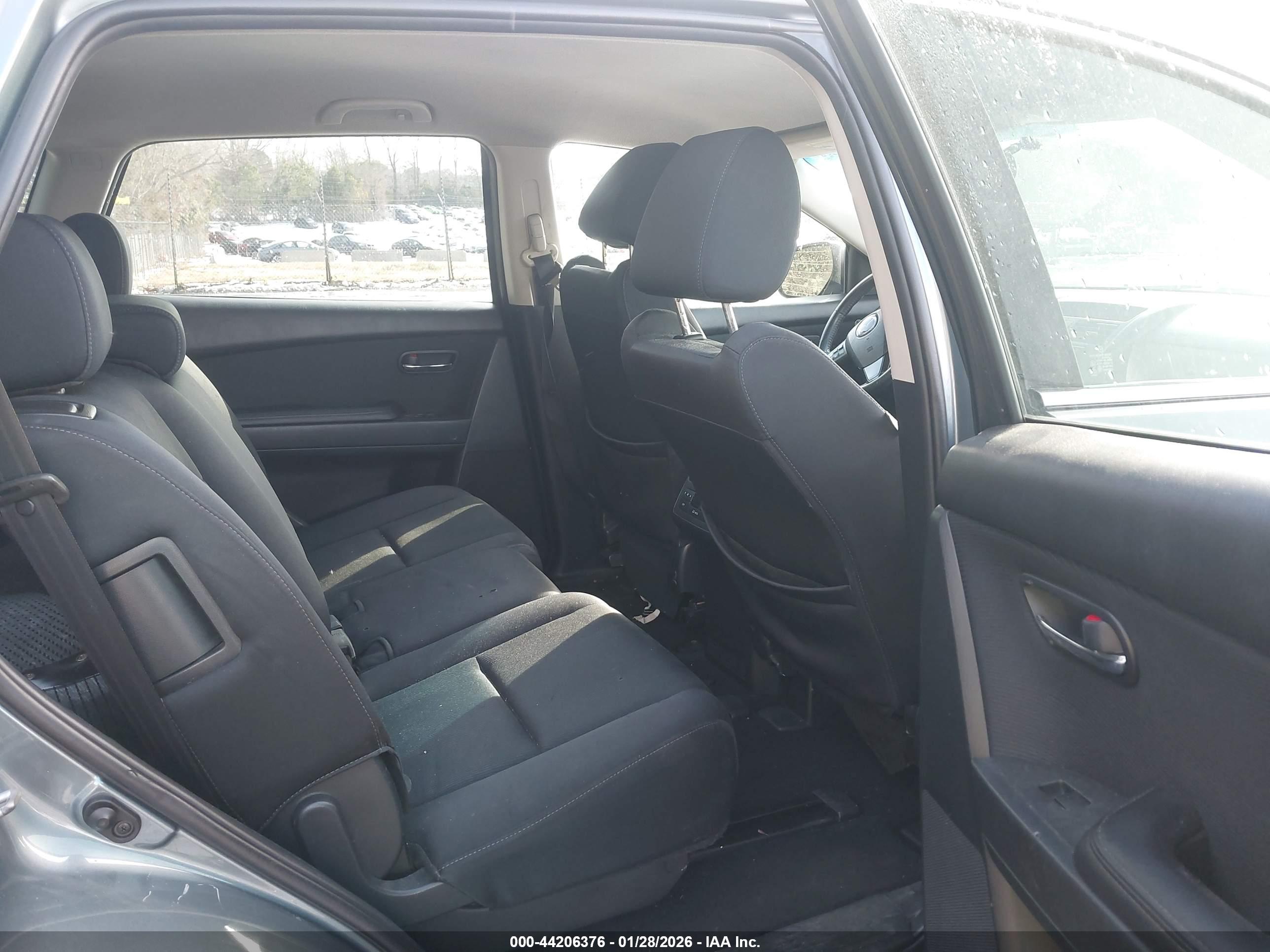 MAZDA CX-9 image 8