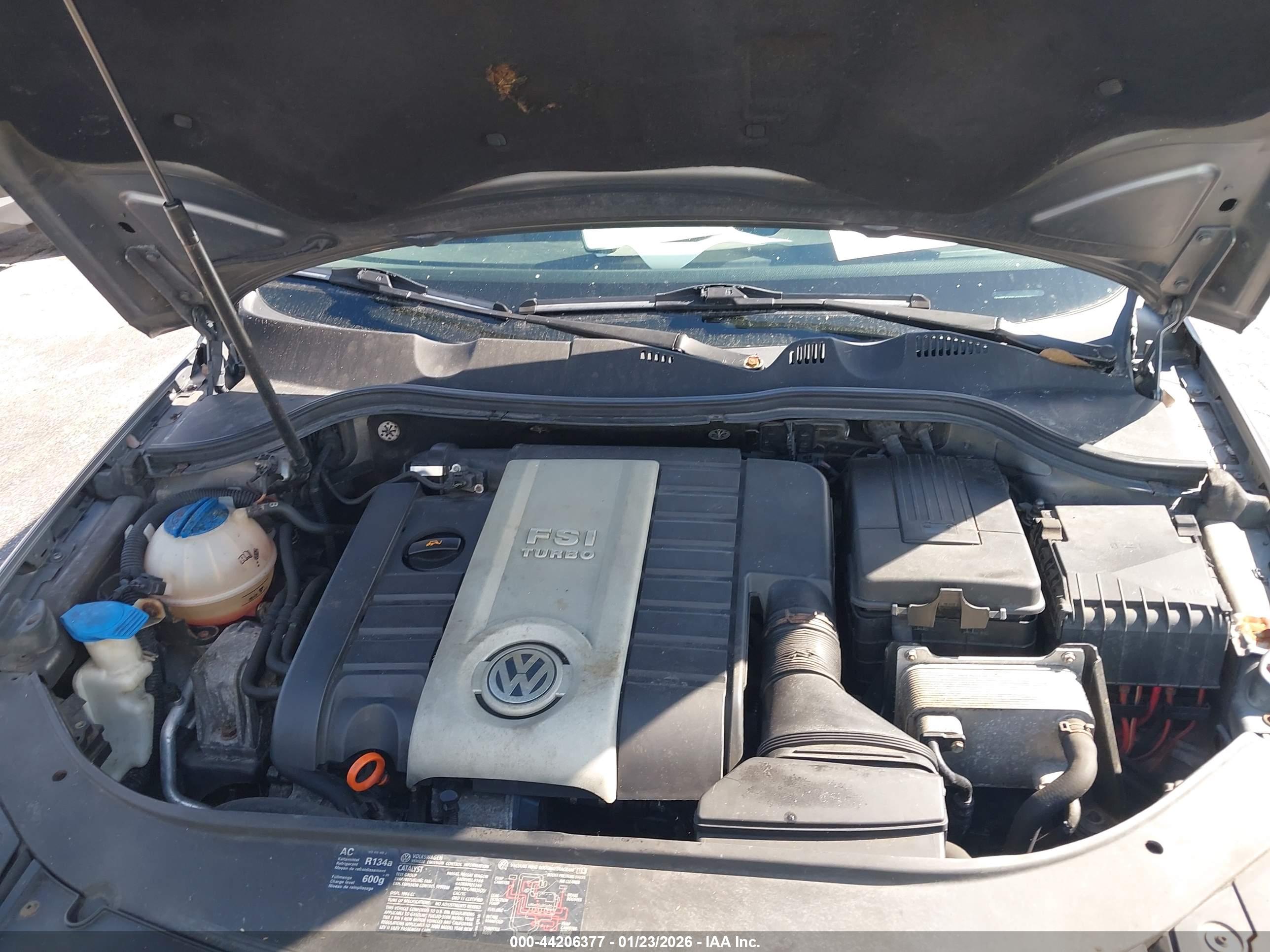 VOLKSWAGEN PASSAT image 10