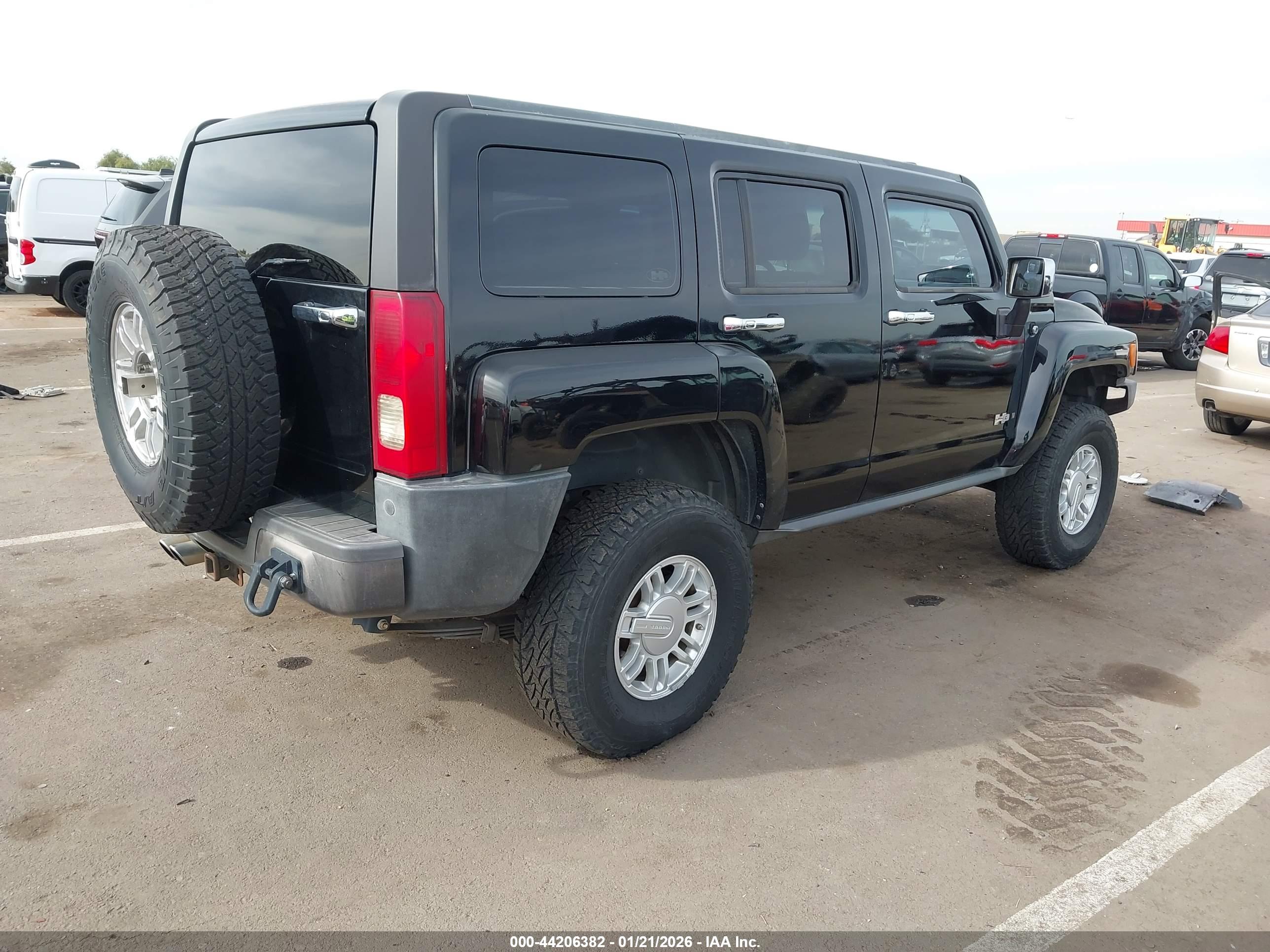 HUMMER H3 image 4