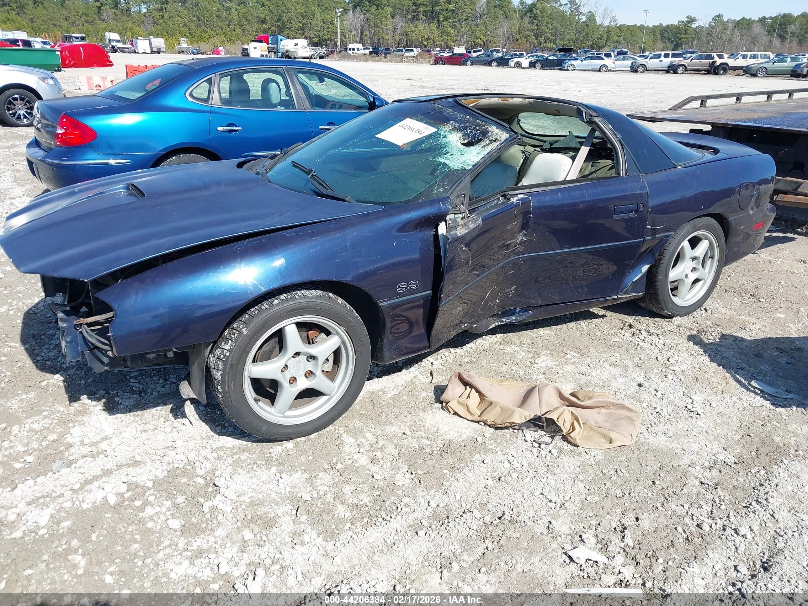 CHEVROLET CAMARO image 2