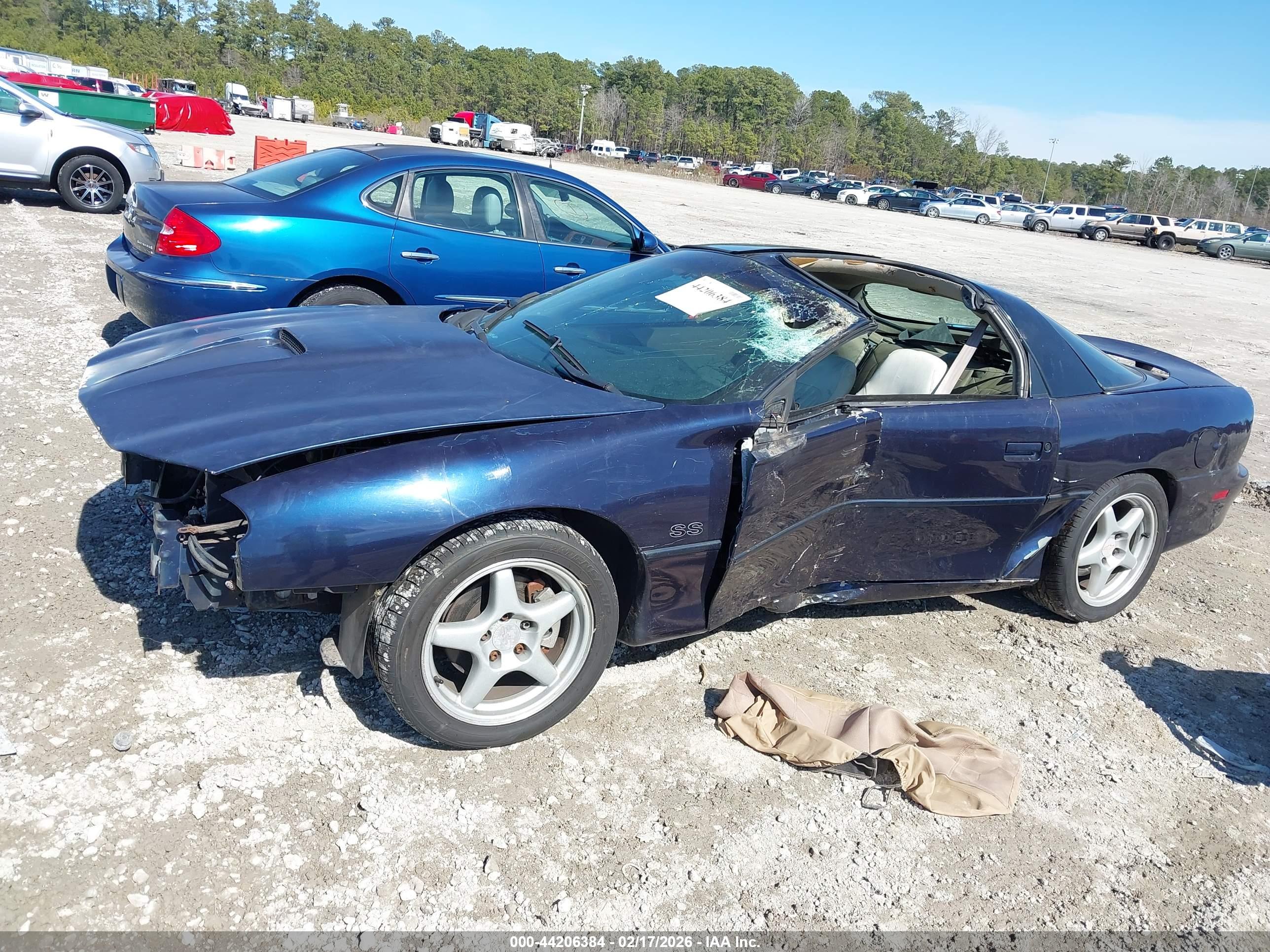 CHEVROLET CAMARO image 6