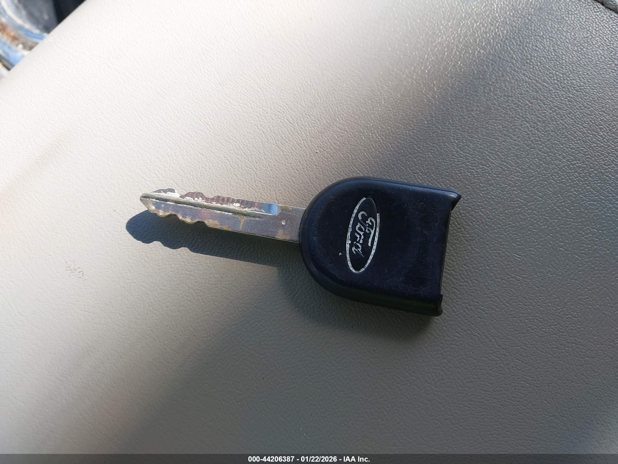 LINCOLN NAVIGATOR image 11