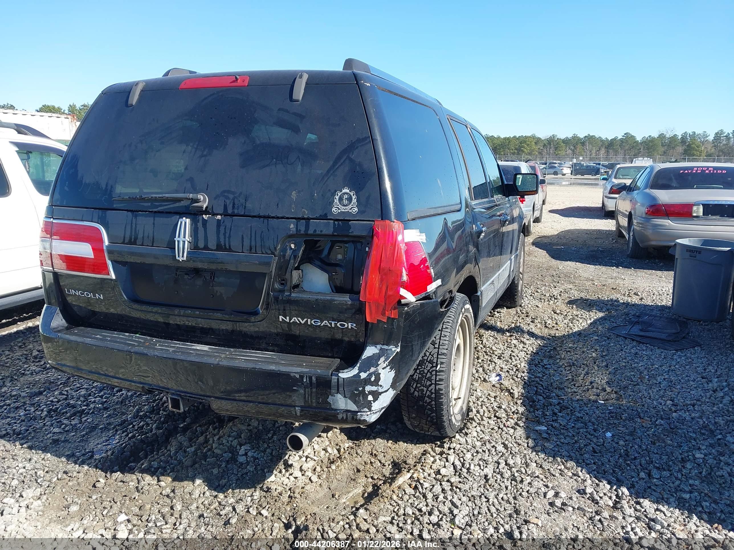 LINCOLN NAVIGATOR image 6