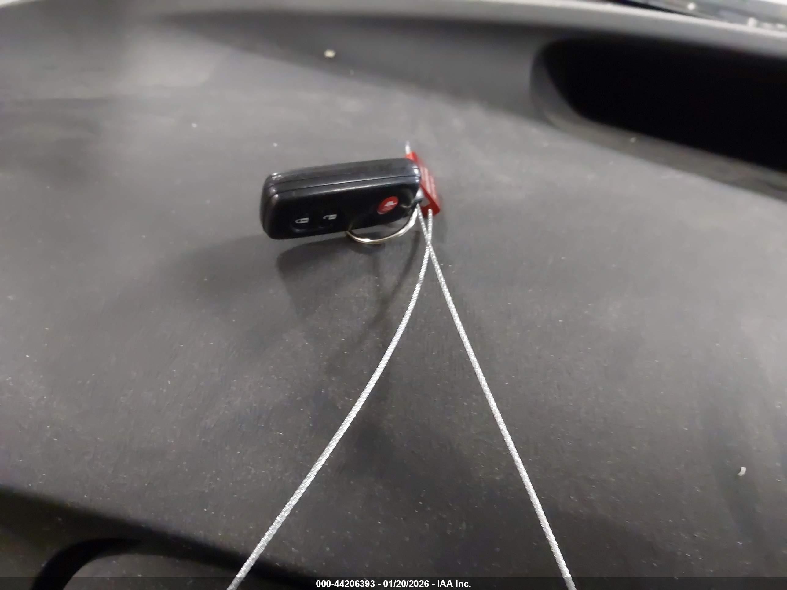 TOYOTA PRIUS image 11