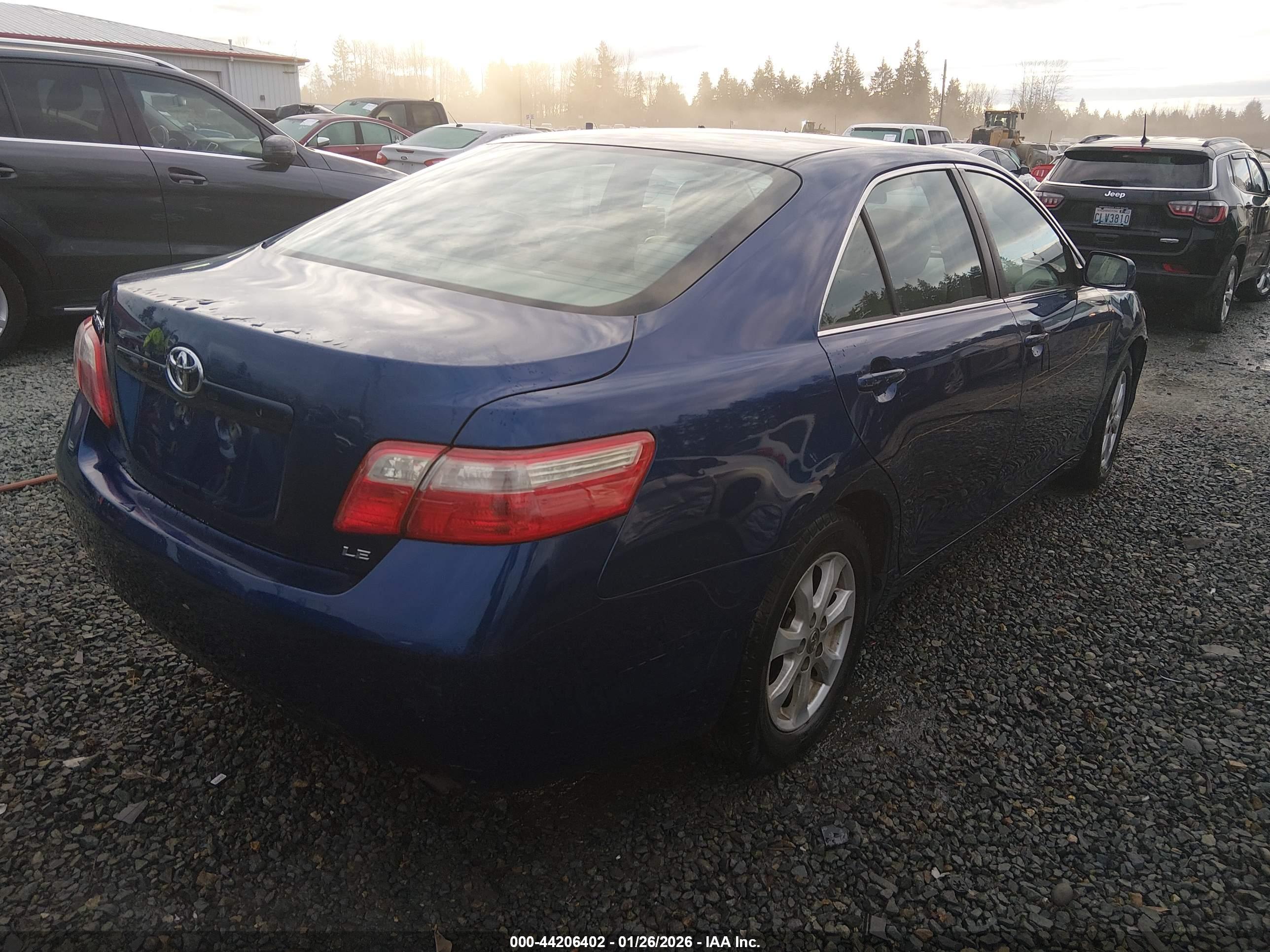 TOYOTA CAMRY image 4