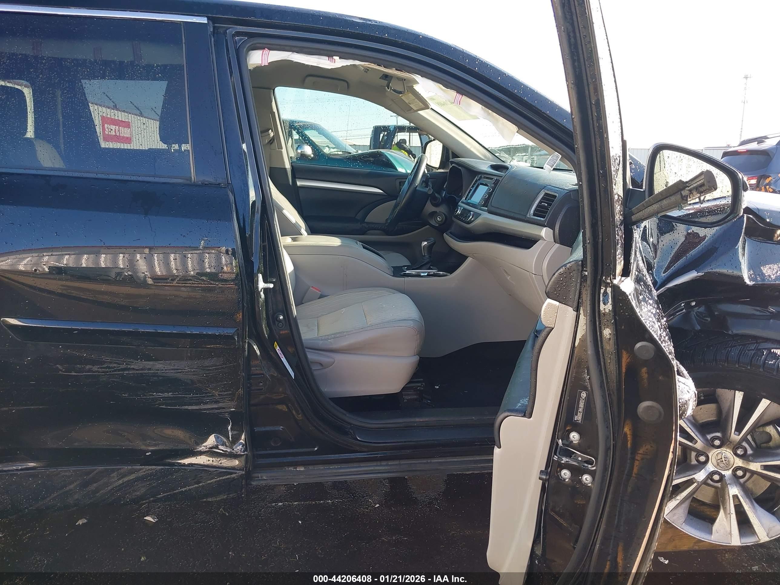 TOYOTA HIGHLANDER image 5