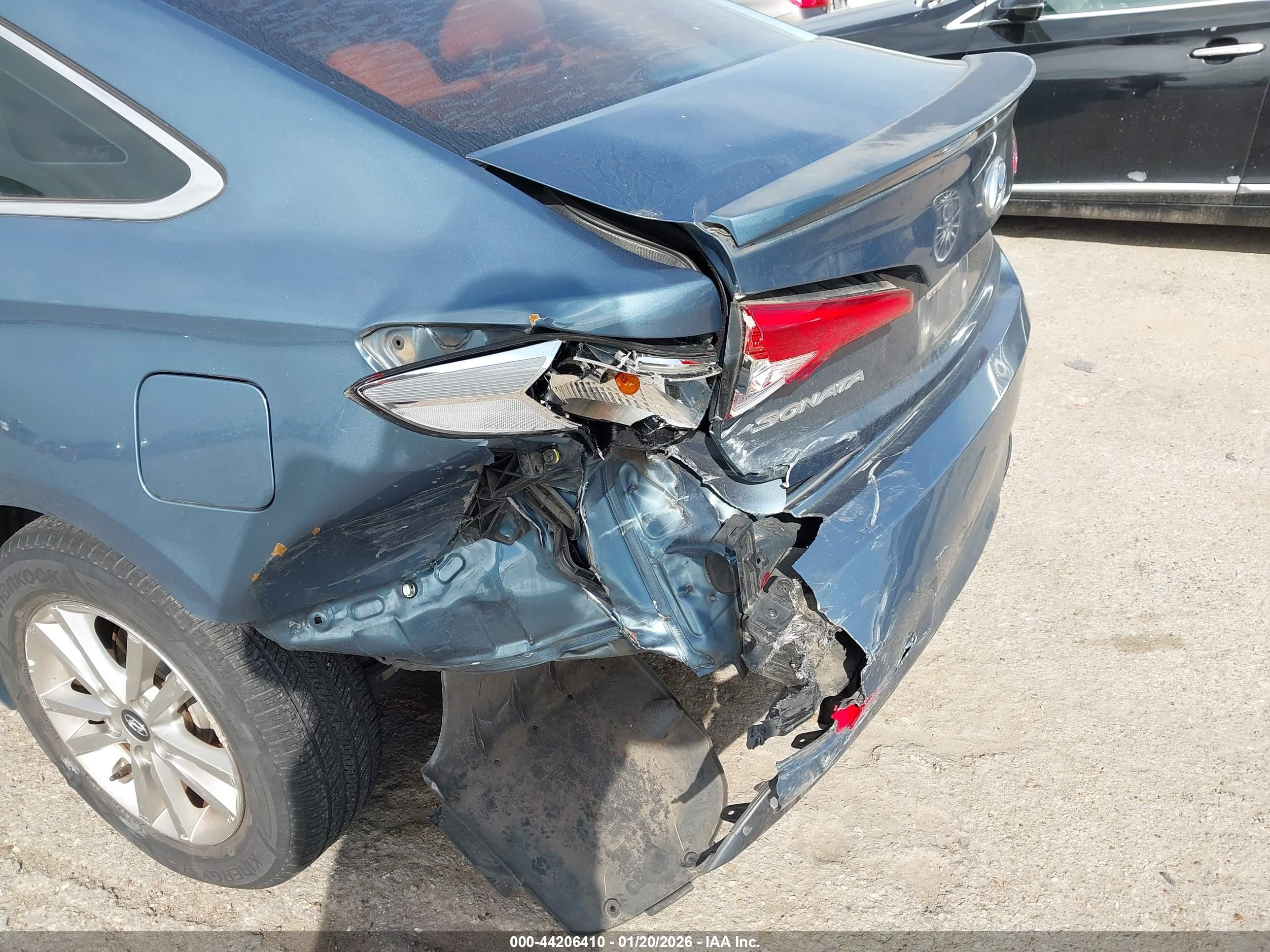 HYUNDAI SONATA image 6