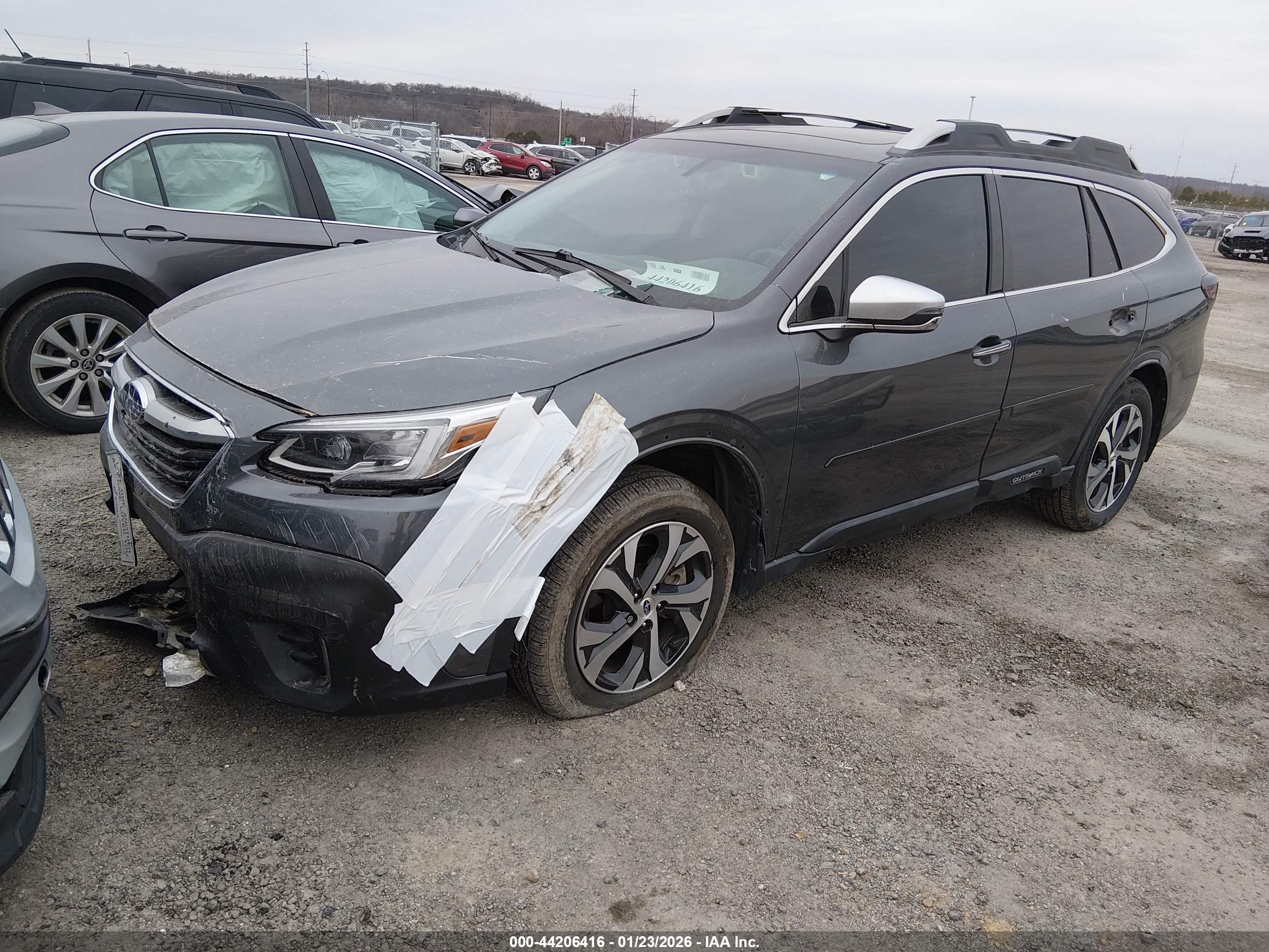 SUBARU OUTBACK image 2