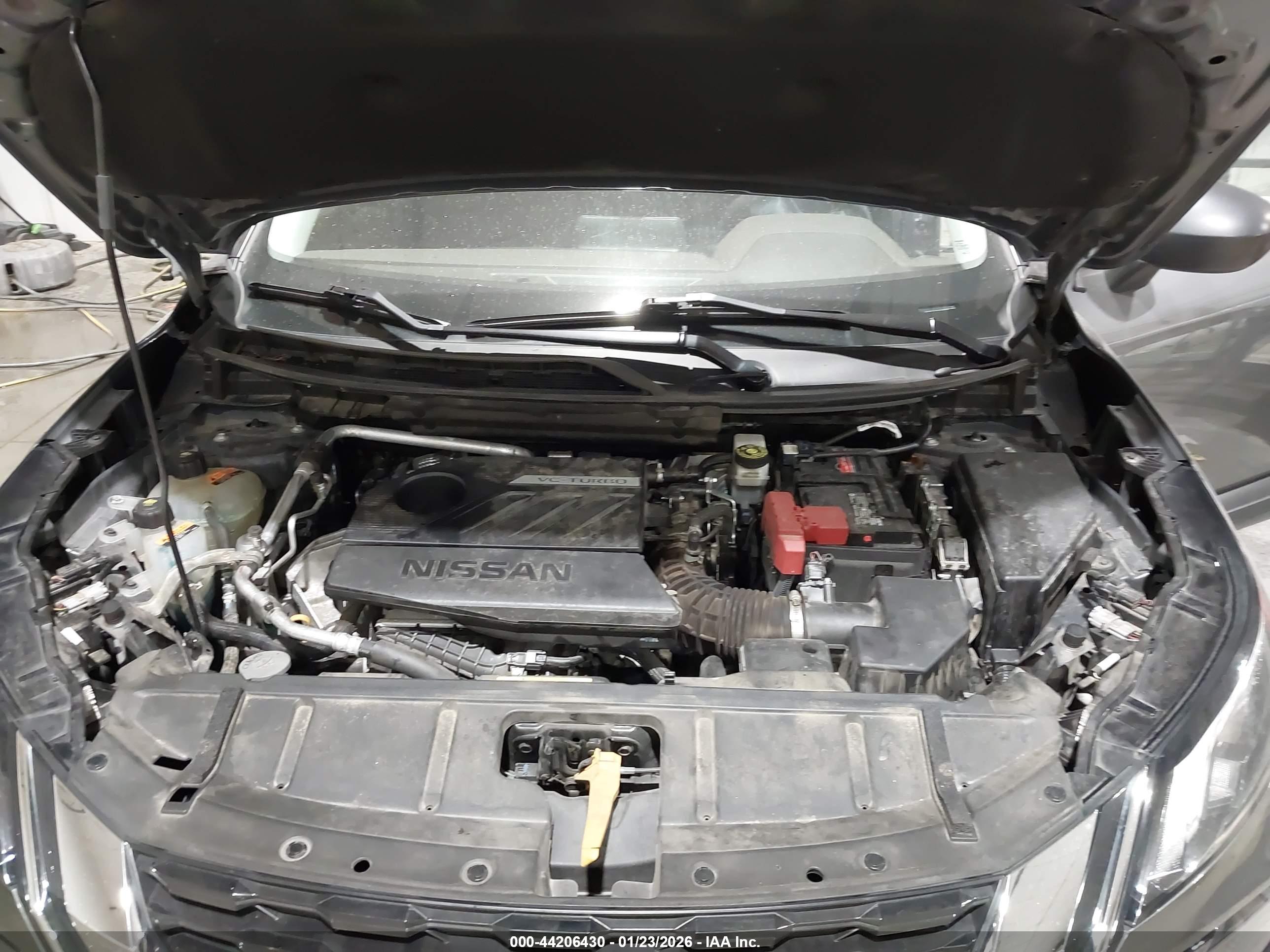 NISSAN ROGUE image 10