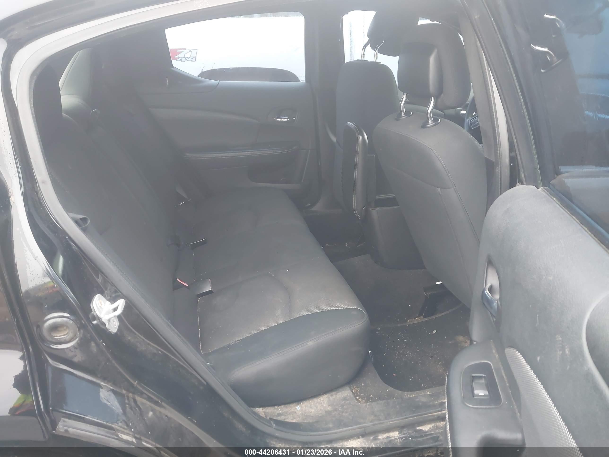 DODGE AVENGER image 8
