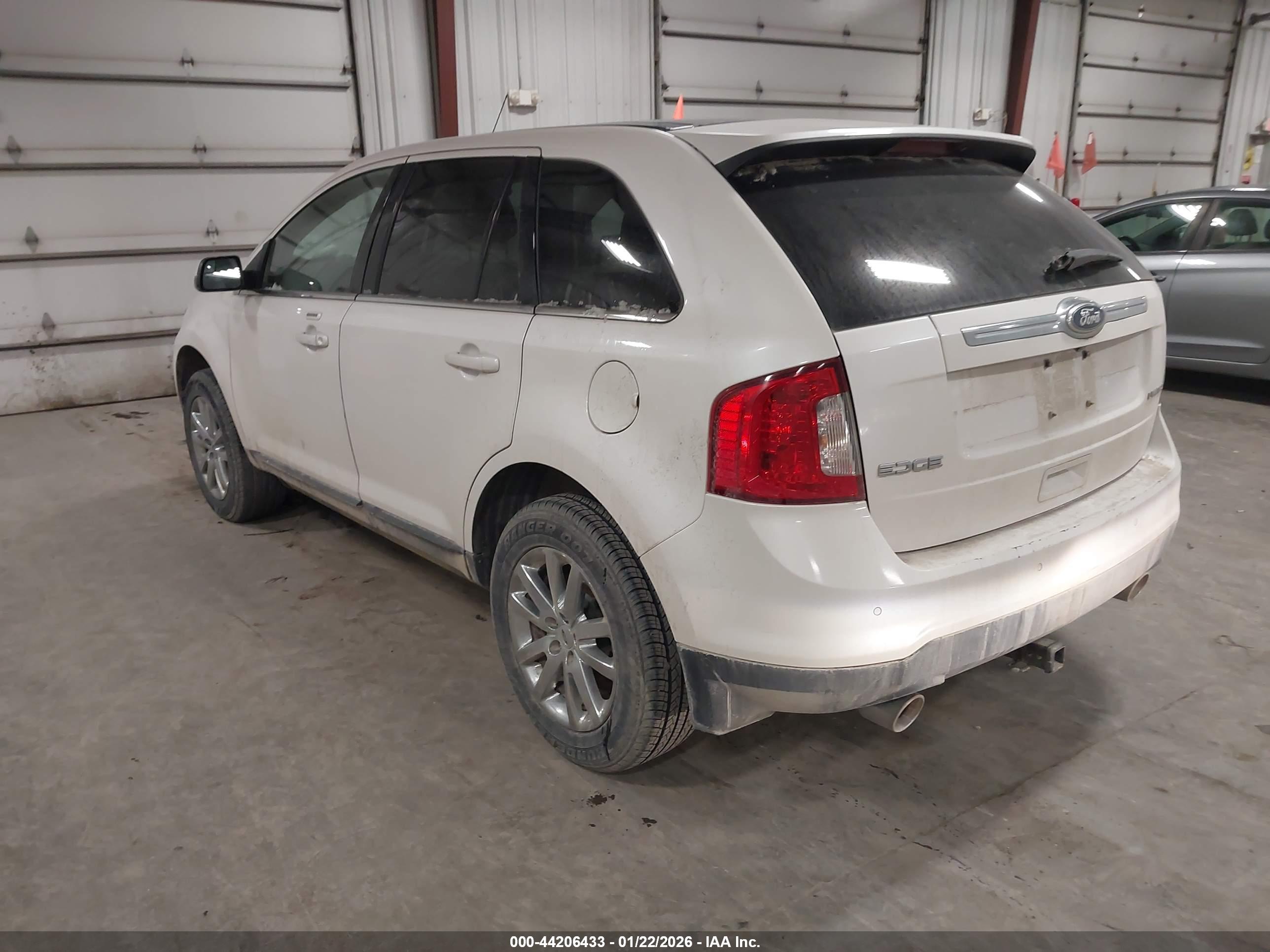 FORD EDGE image 3