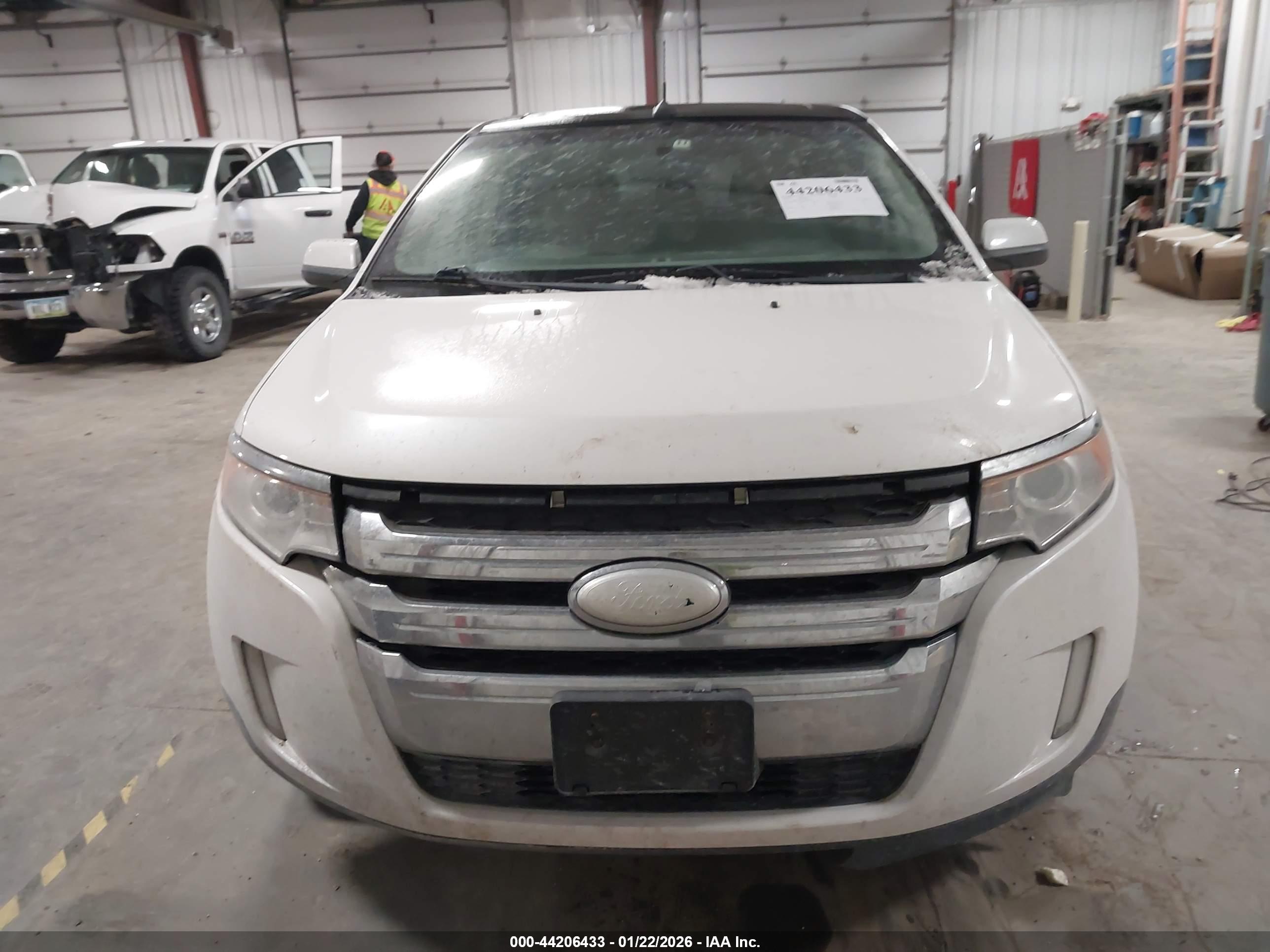 FORD EDGE image 6
