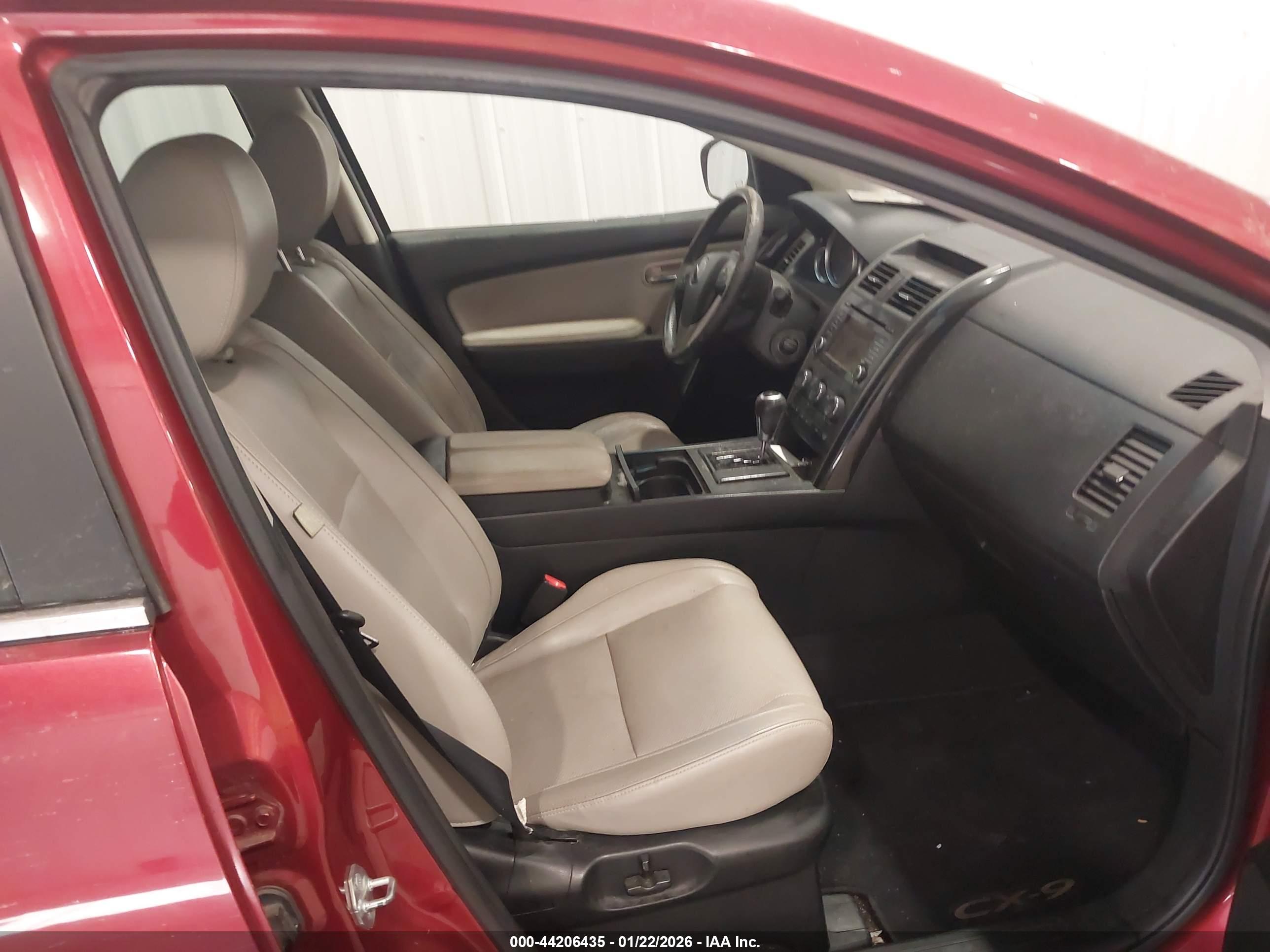 MAZDA CX-9 image 5