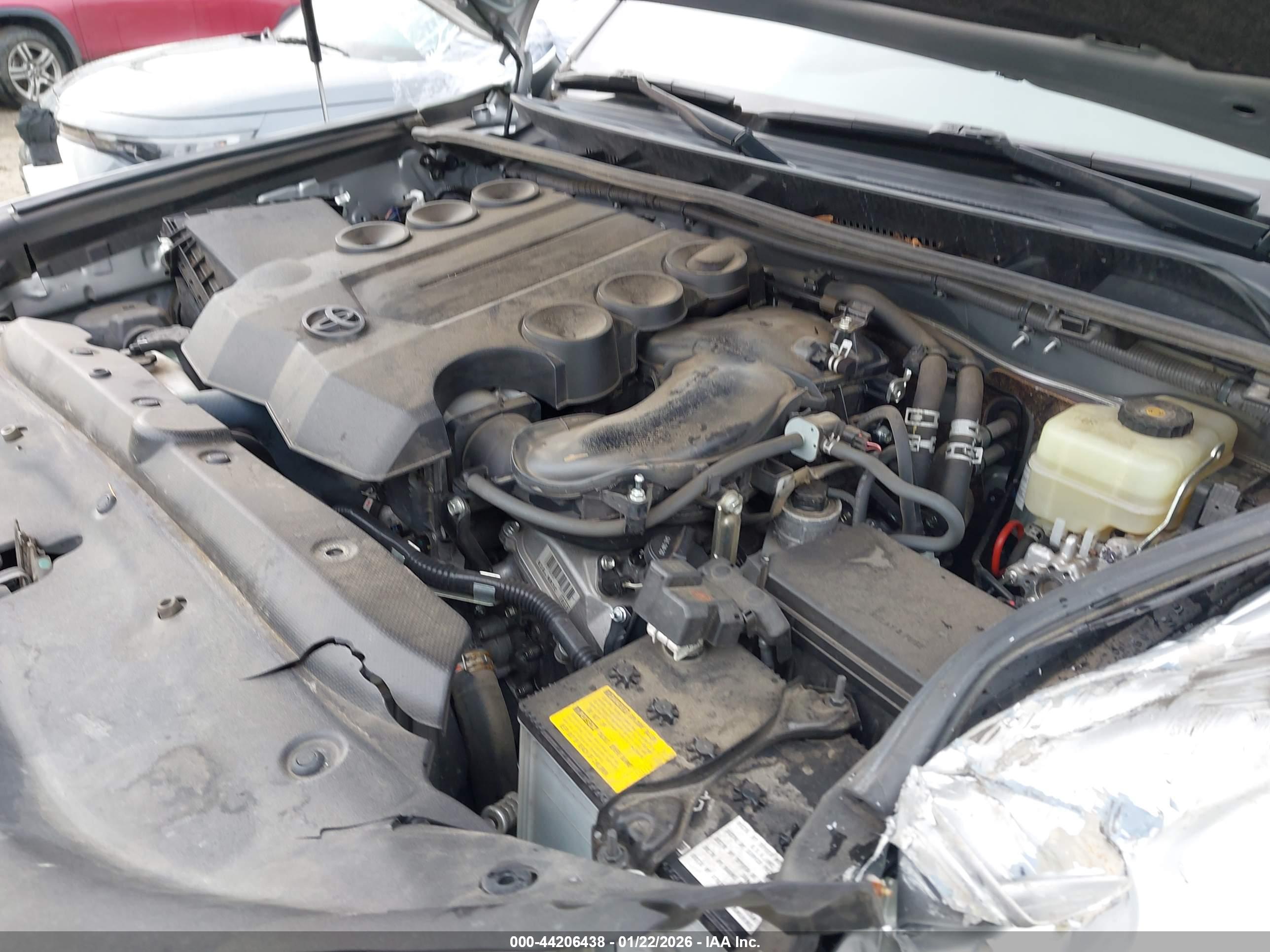 TOYOTA 4RUNNER image 10