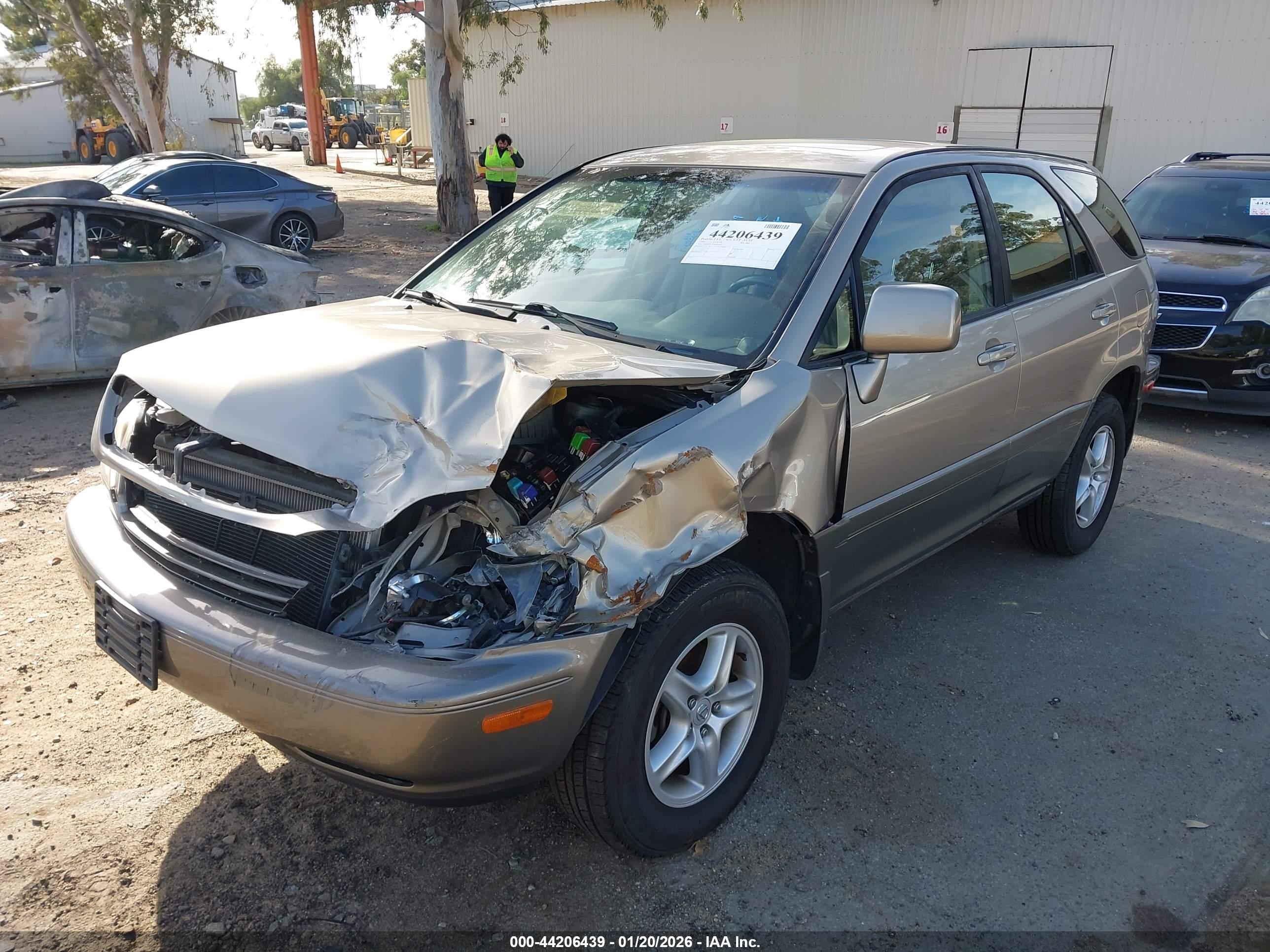 LEXUS RX image 2