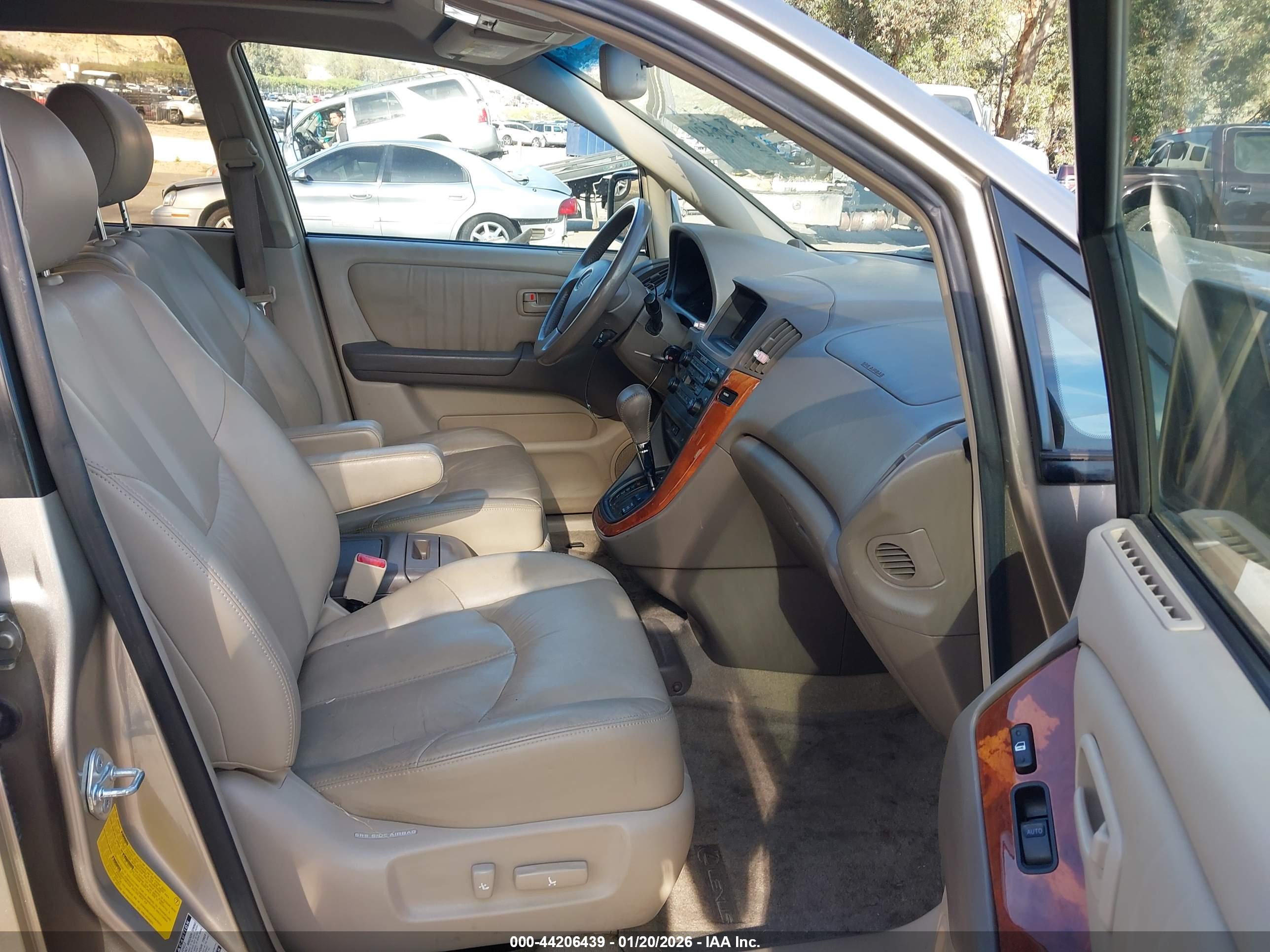 LEXUS RX image 5