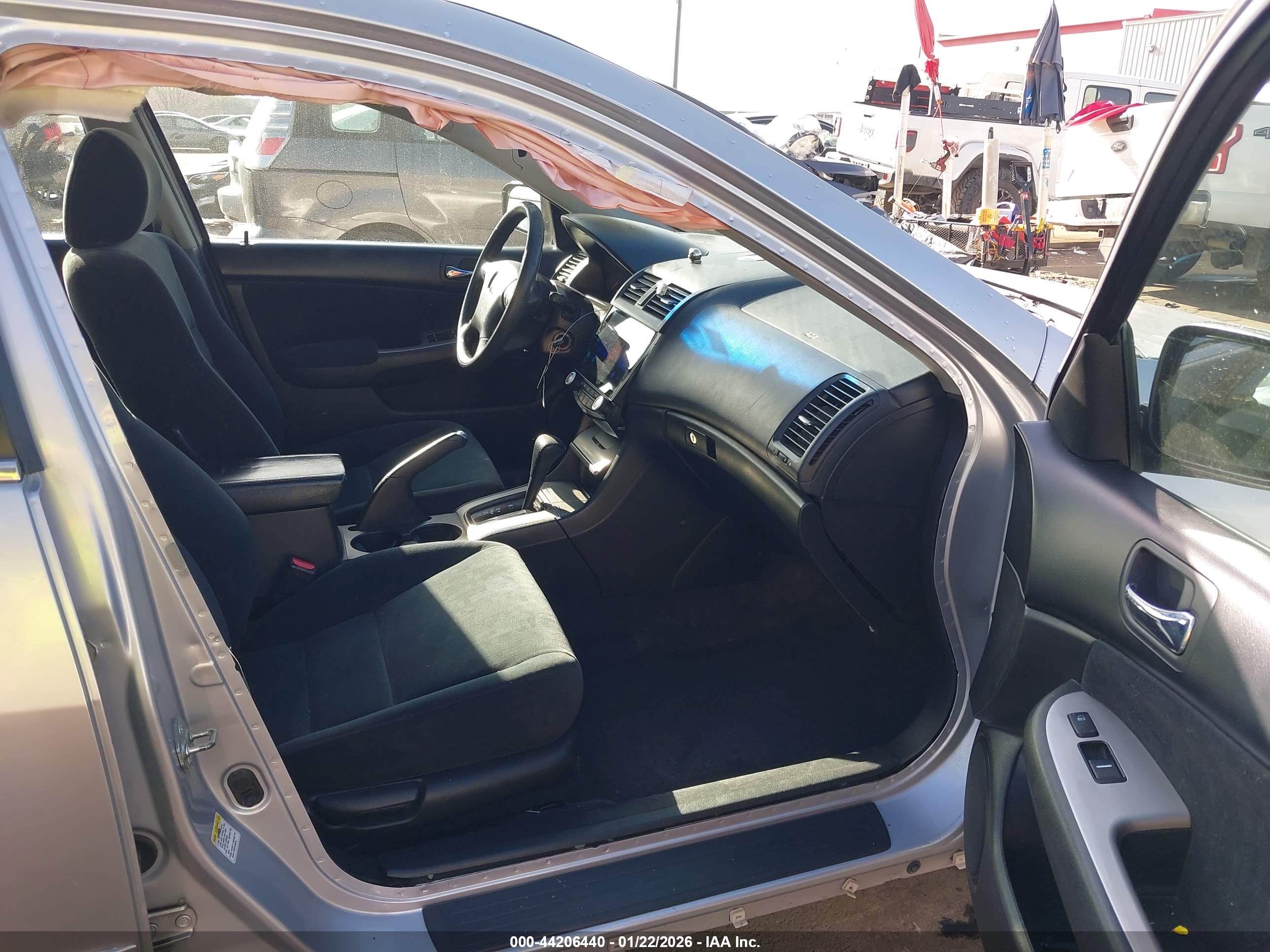 HONDA ACCORD image 5