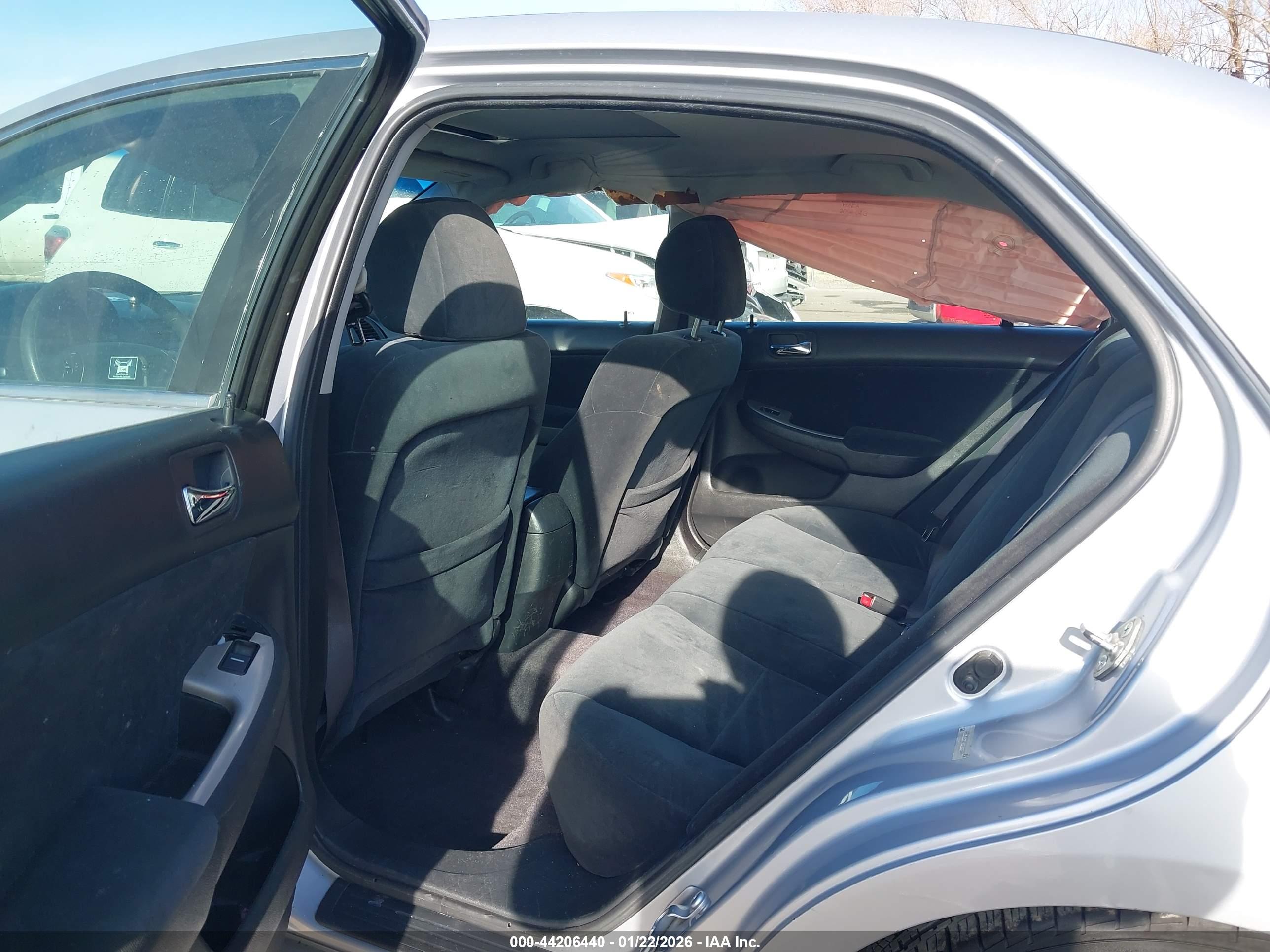HONDA ACCORD image 8