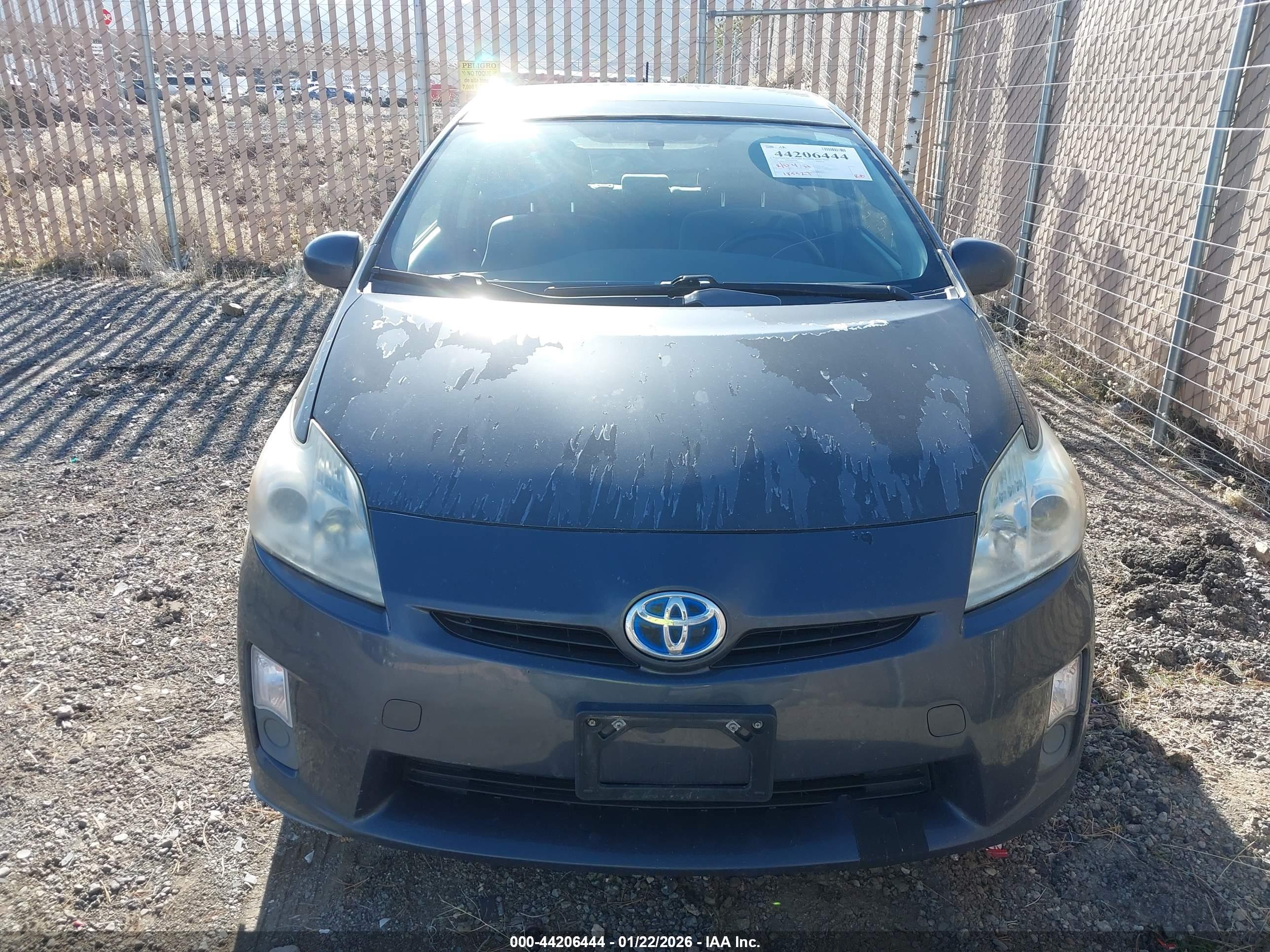 TOYOTA PRIUS image 6