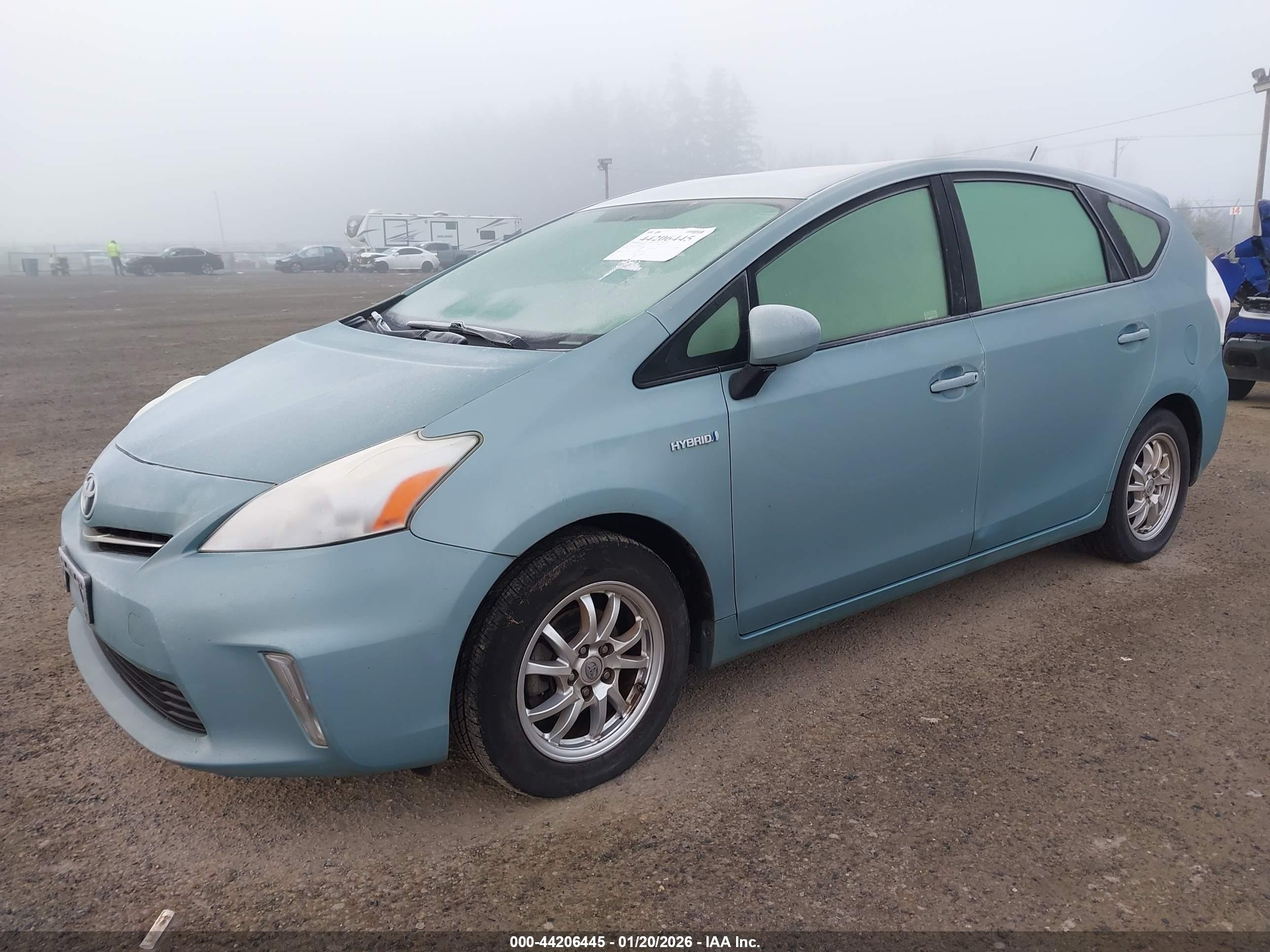 TOYOTA PRIUS image 2