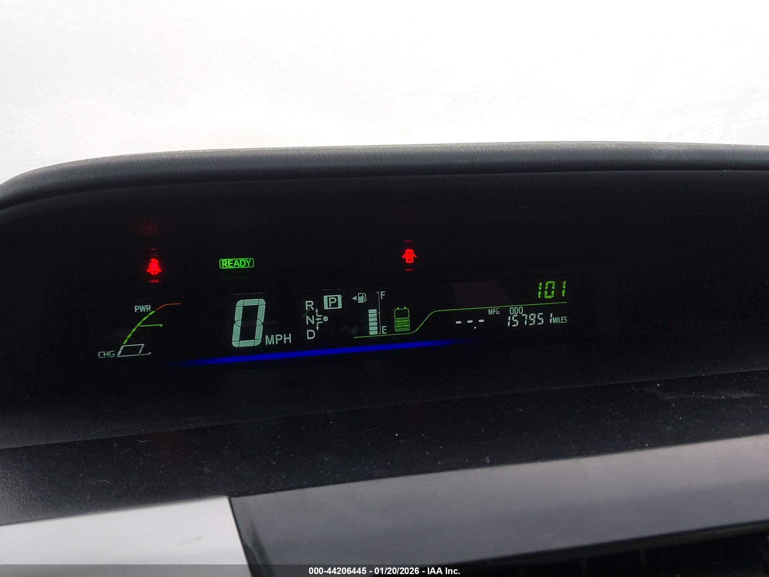 TOYOTA PRIUS image 7