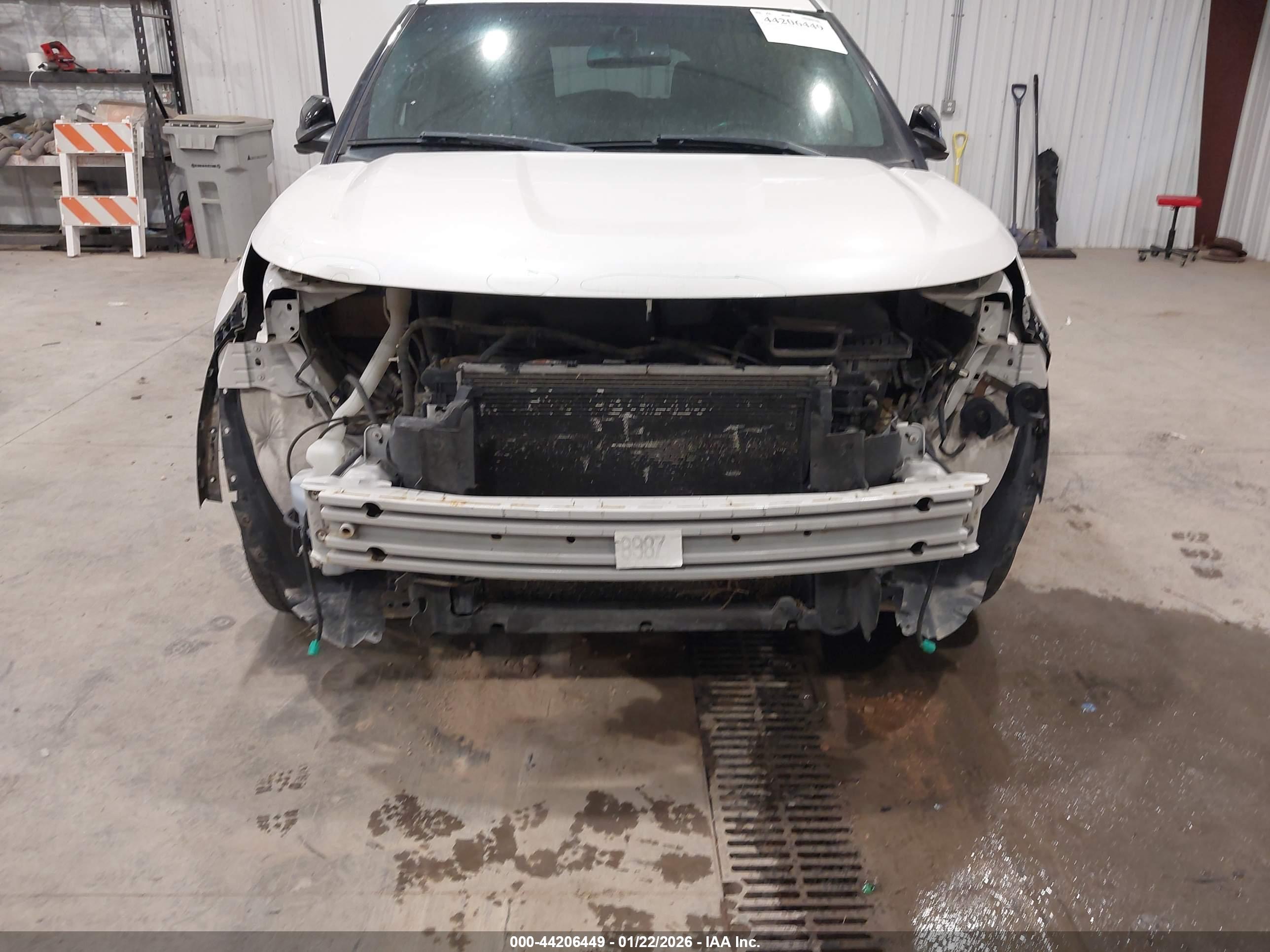 FORD EXPLORER image 6