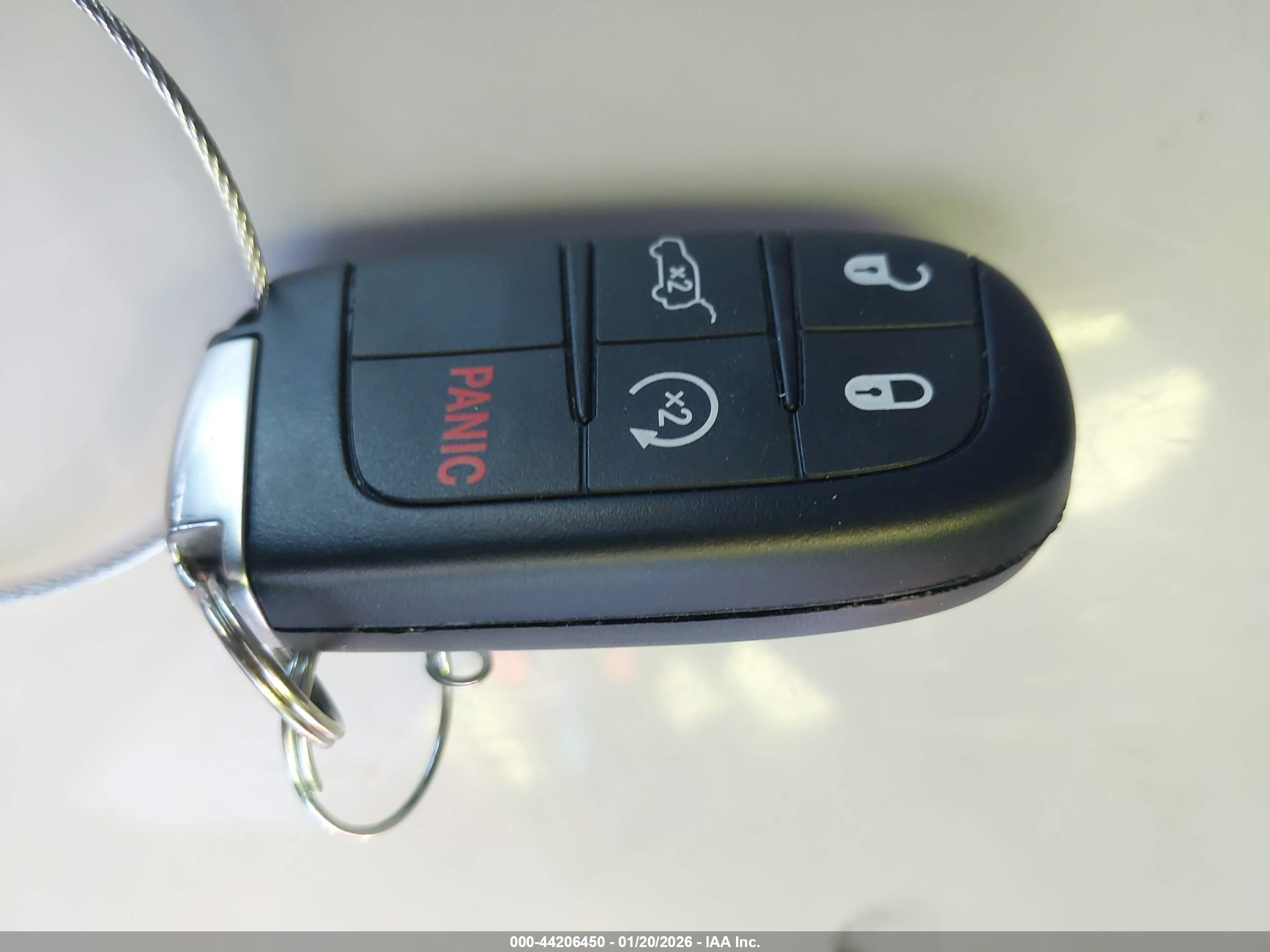 JEEP GRAND image 11