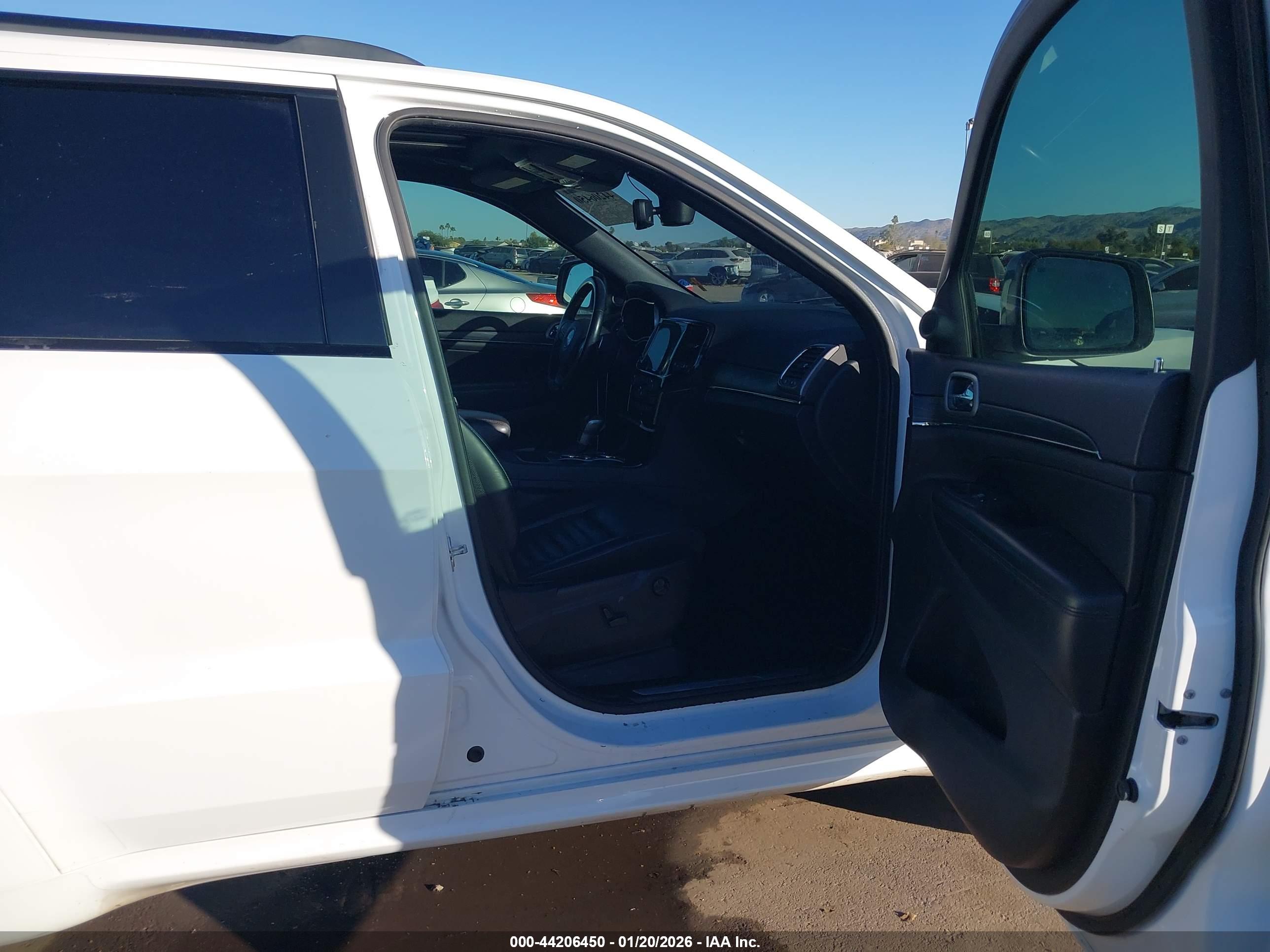 JEEP GRAND image 5