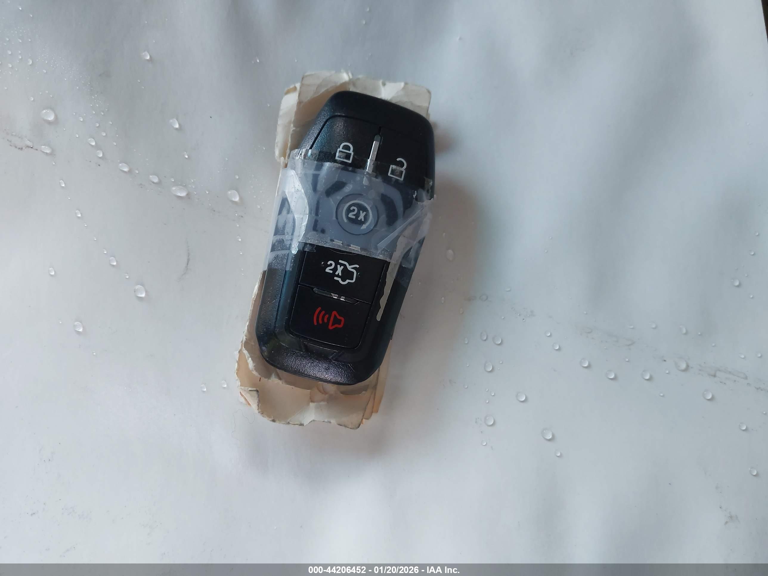 FORD EXPLORER image 11
