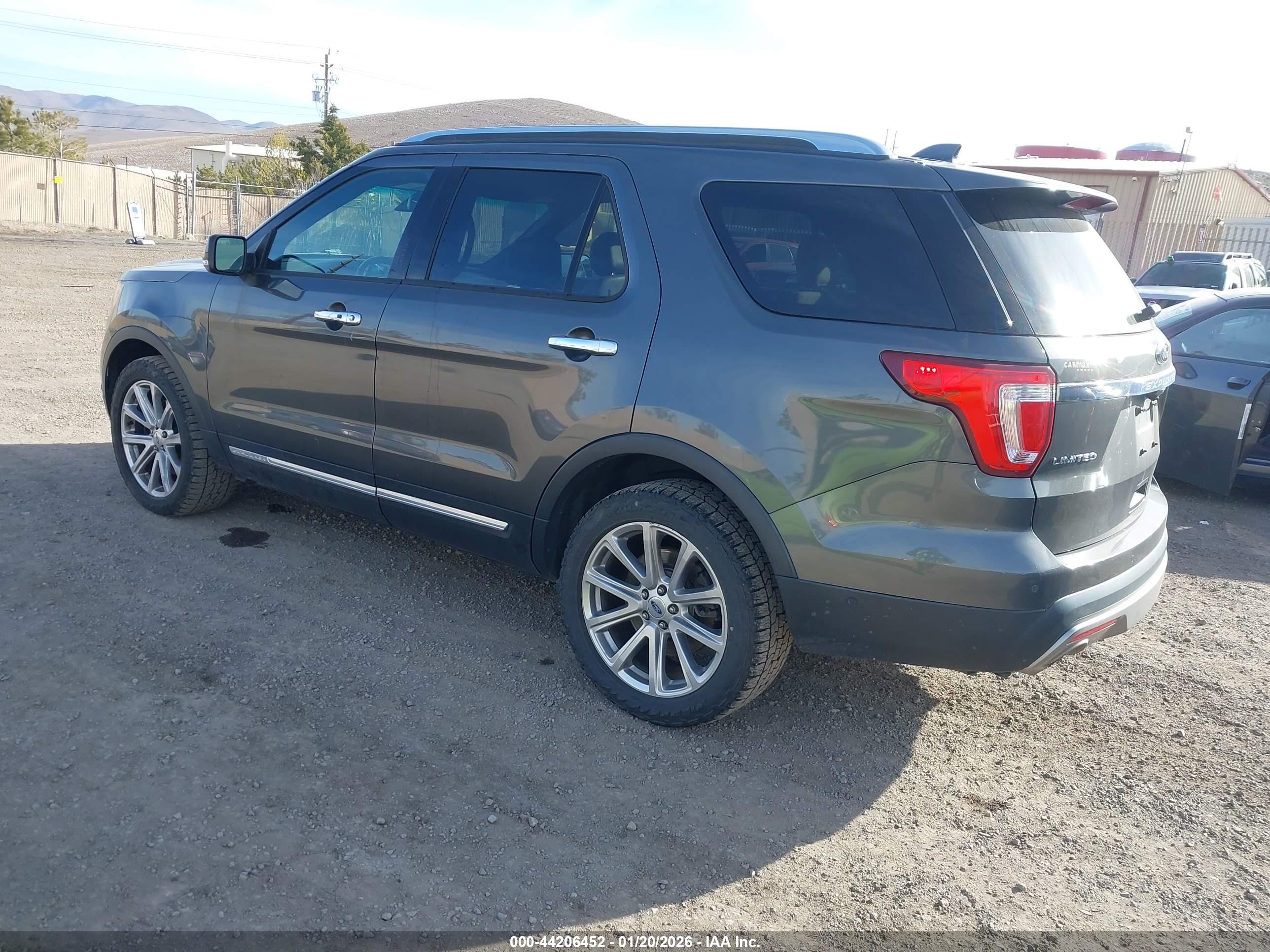 FORD EXPLORER image 3