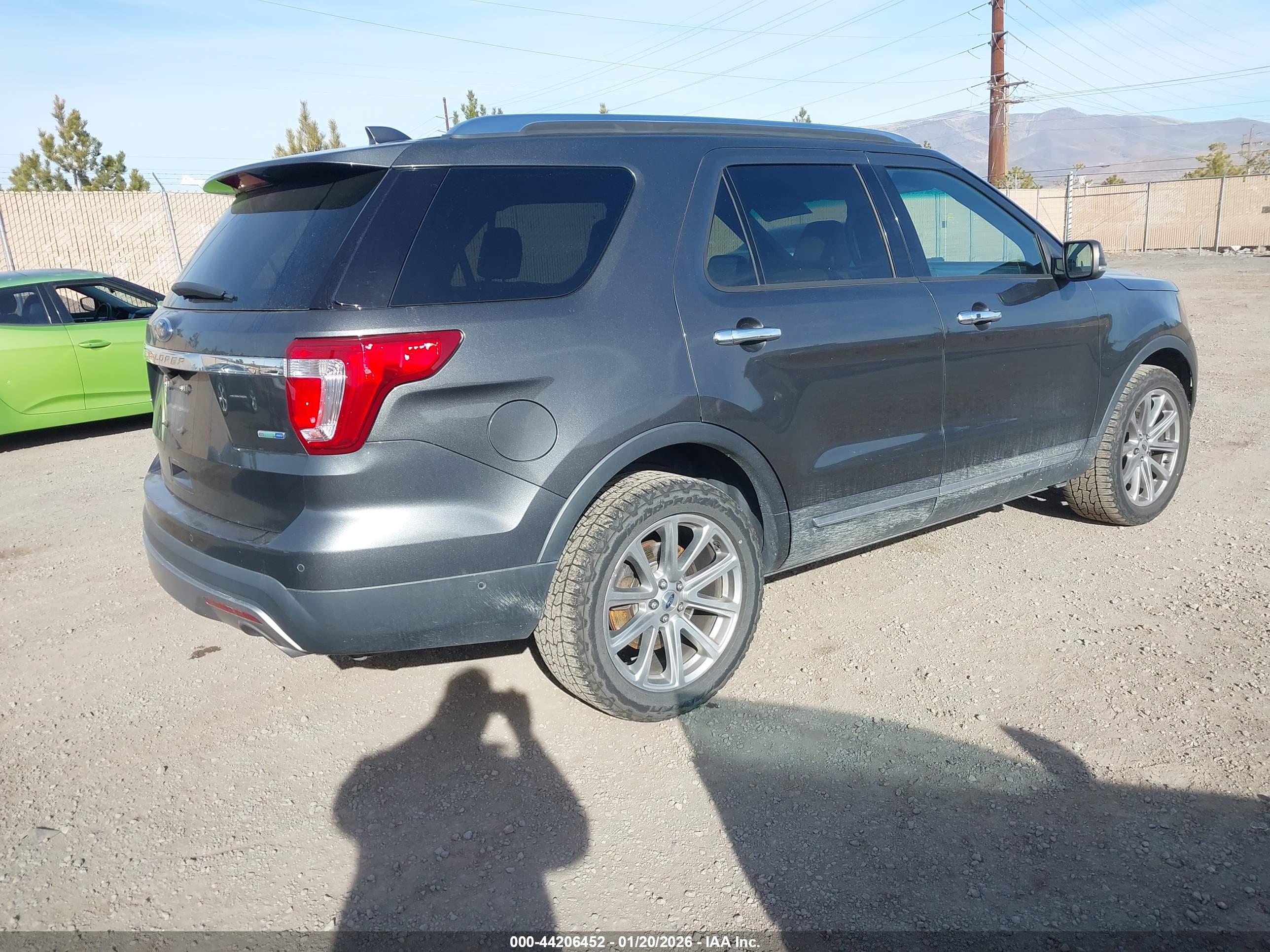 FORD EXPLORER image 4