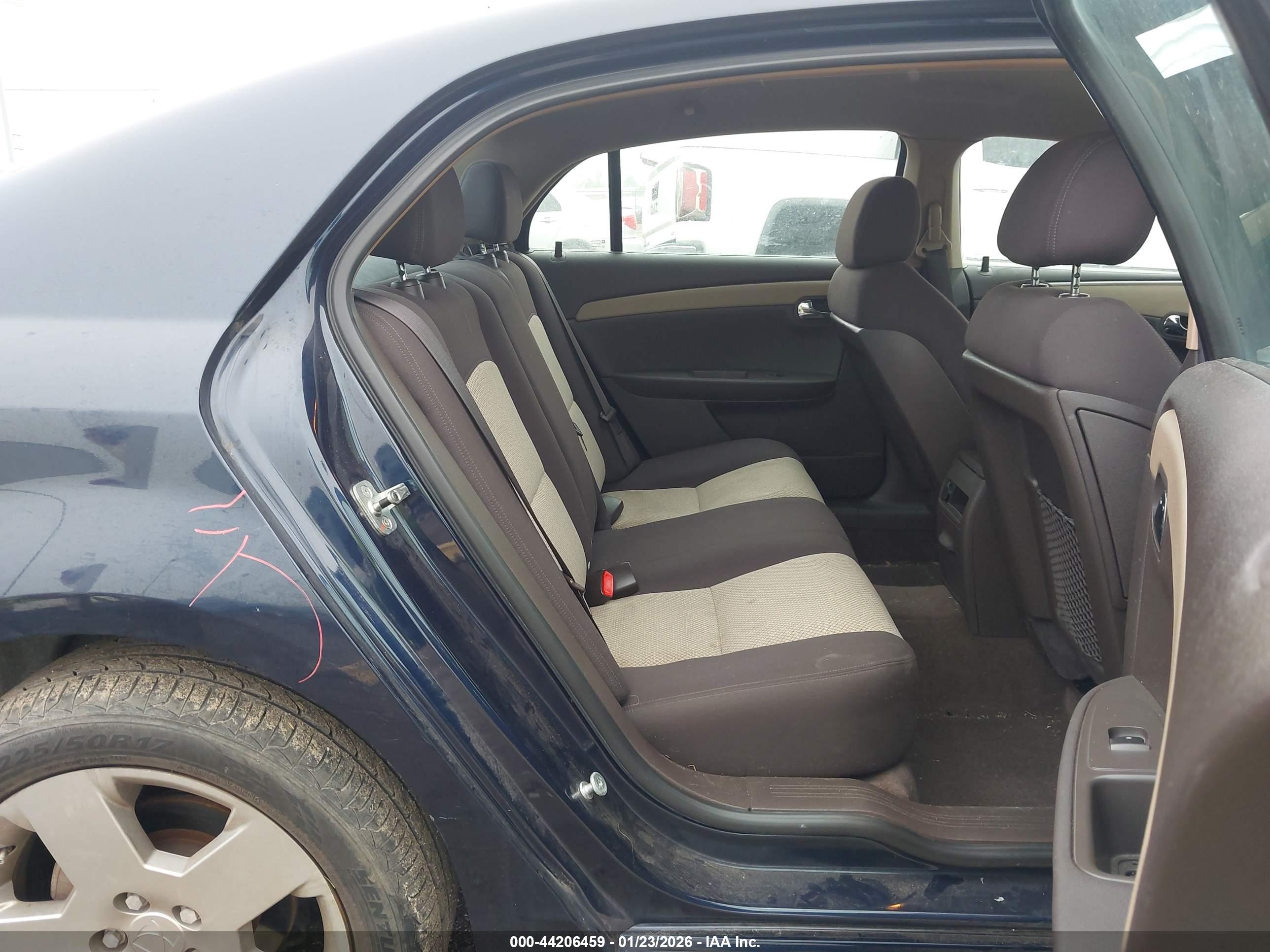 CHEVROLET MALIBU image 8