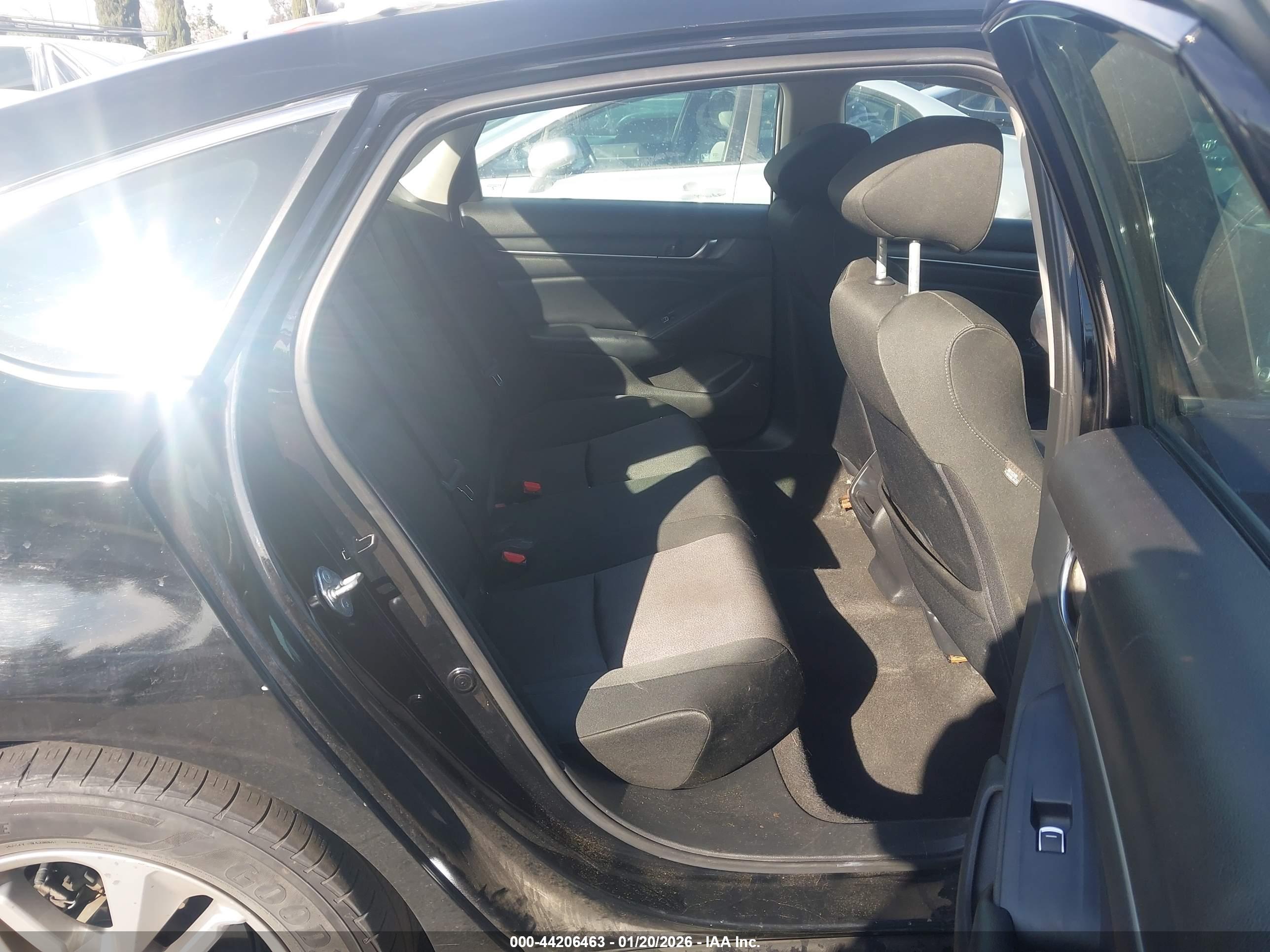 HONDA ACCORD image 8