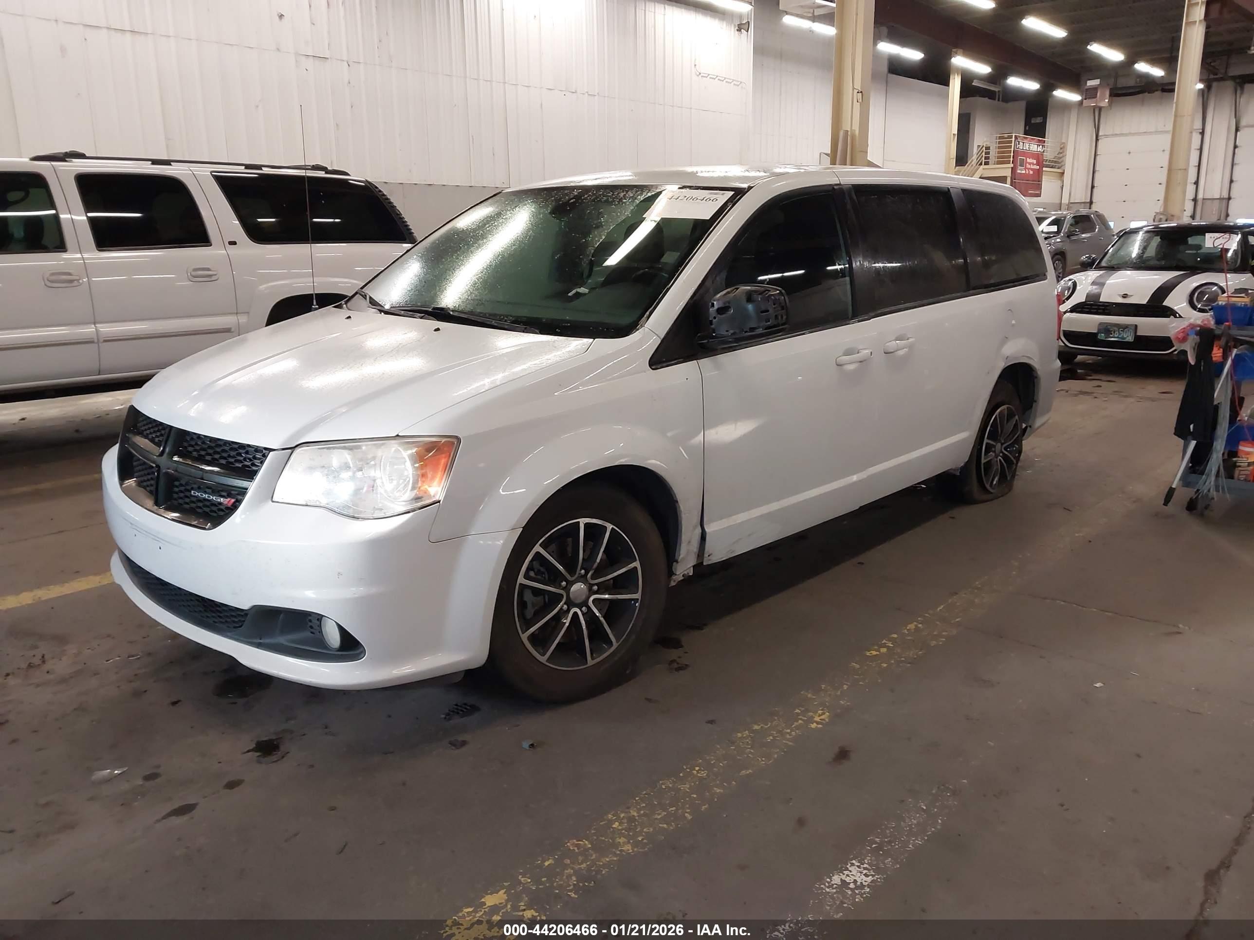 DODGE GRAND image 2