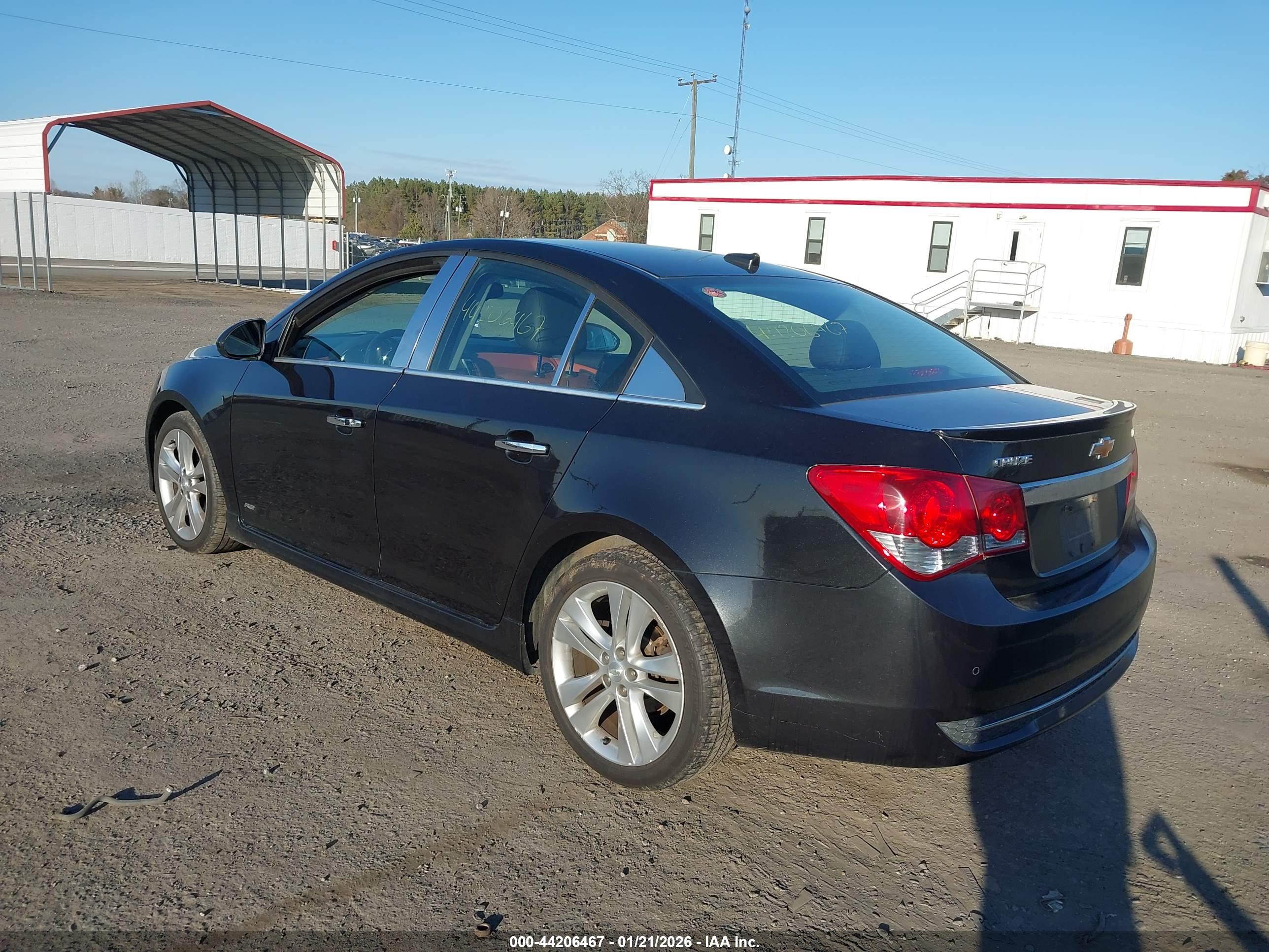 CHEVROLET CRUZE image 3