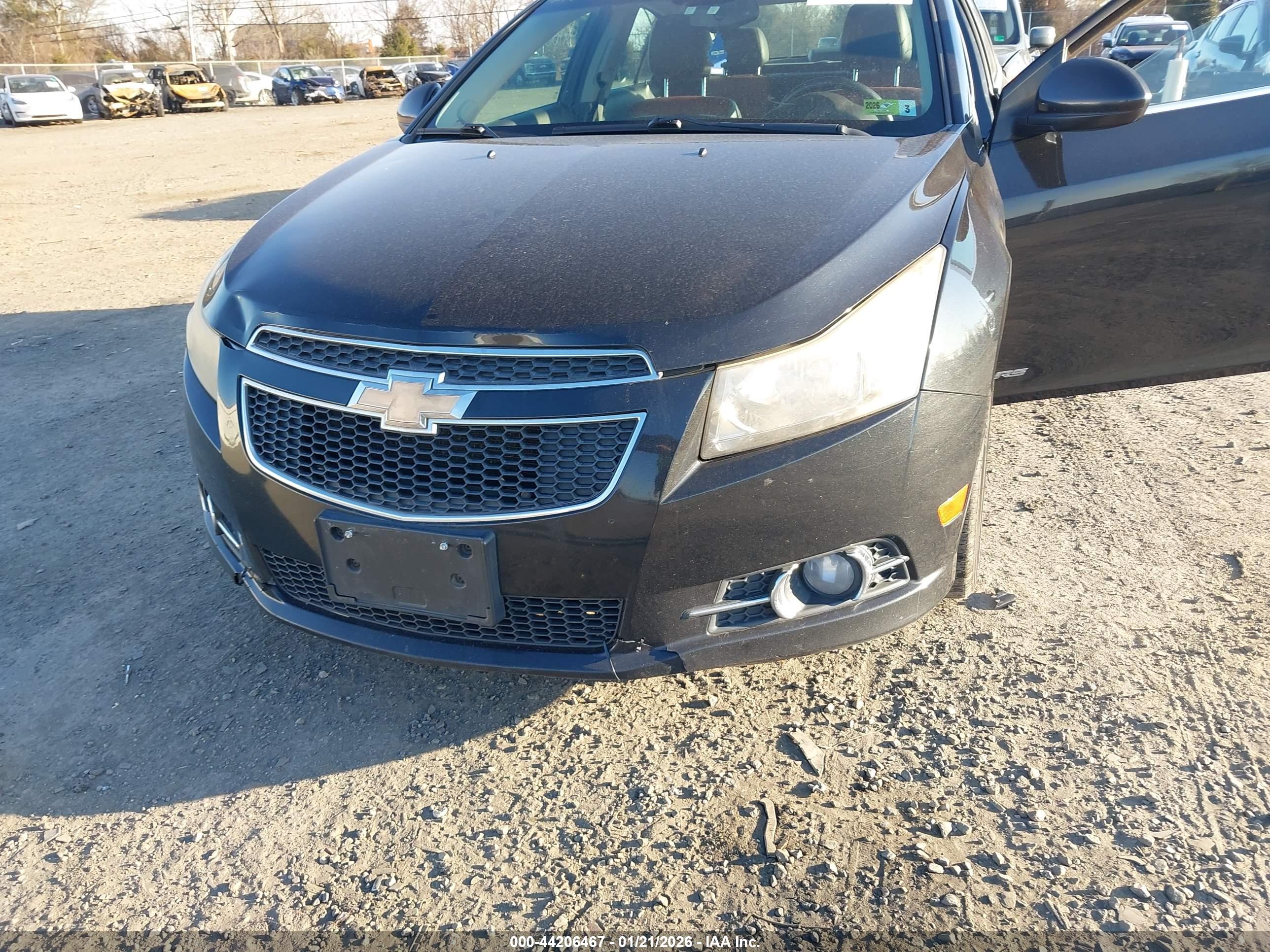 CHEVROLET CRUZE image 6