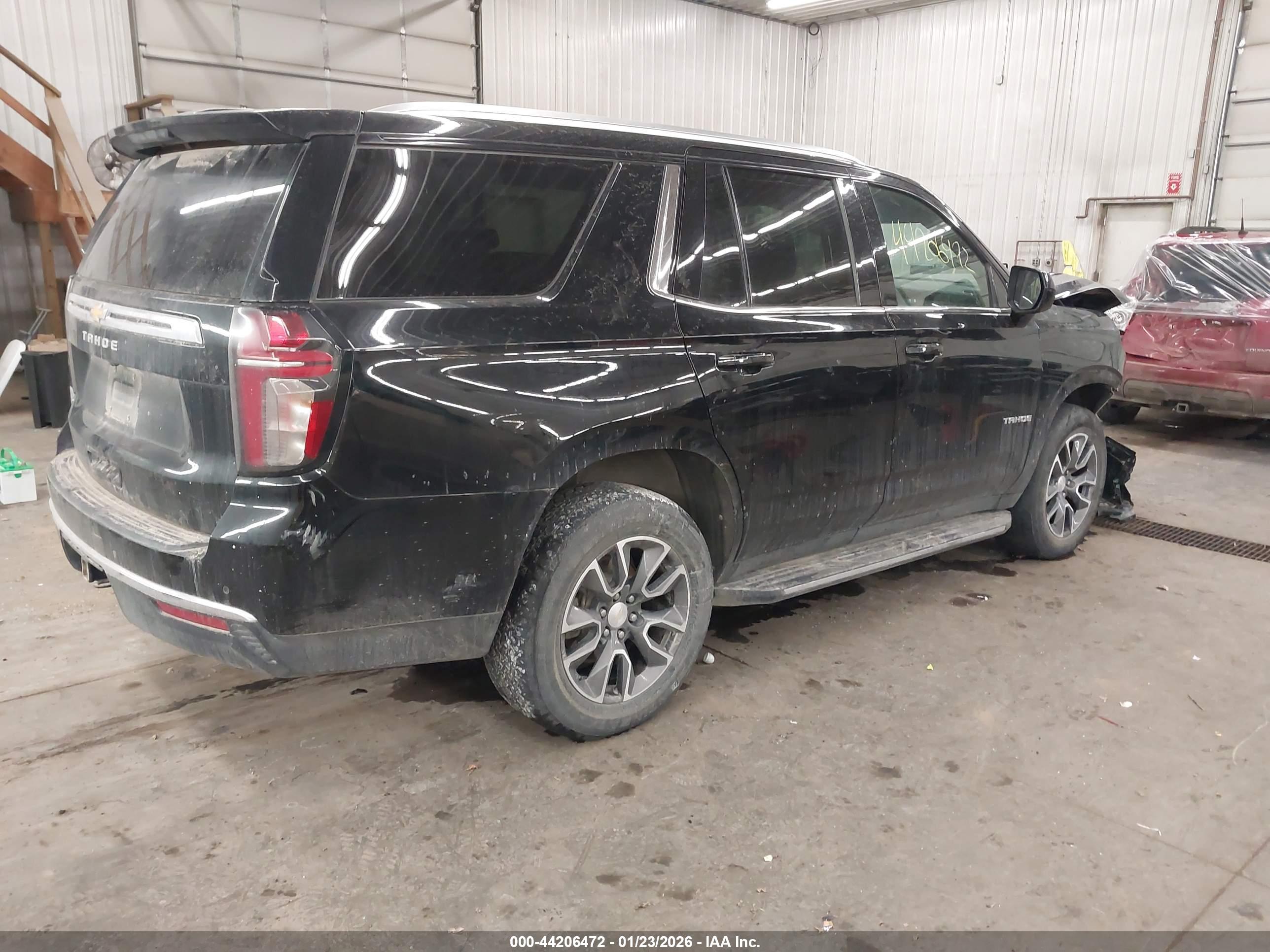 CHEVROLET TAHOE image 4