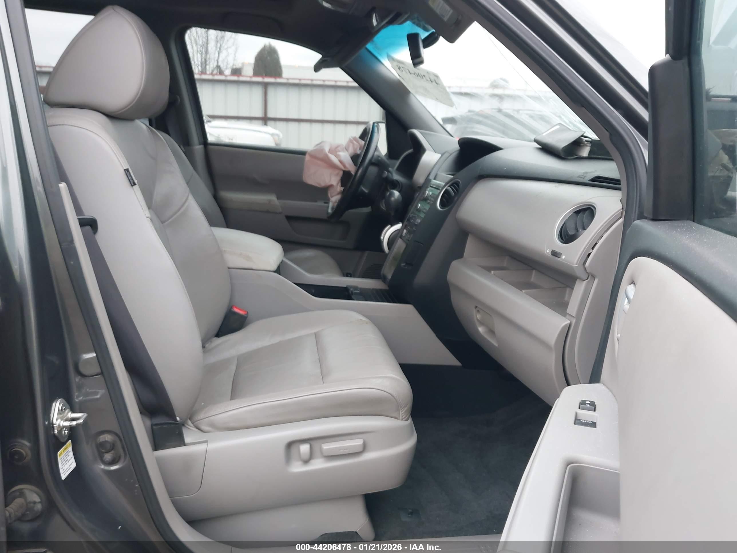 HONDA PILOT image 5