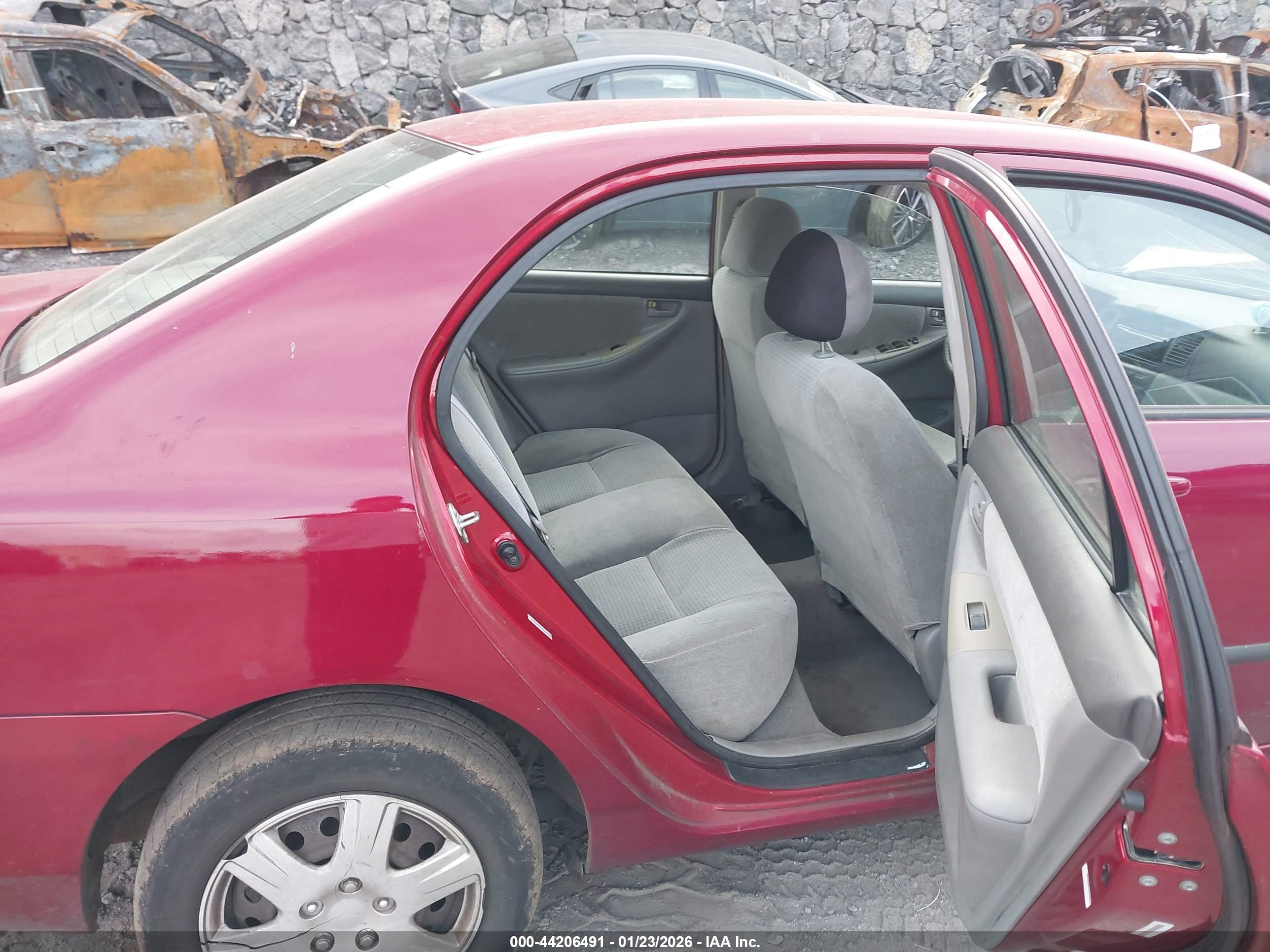 TOYOTA COROLLA image 8